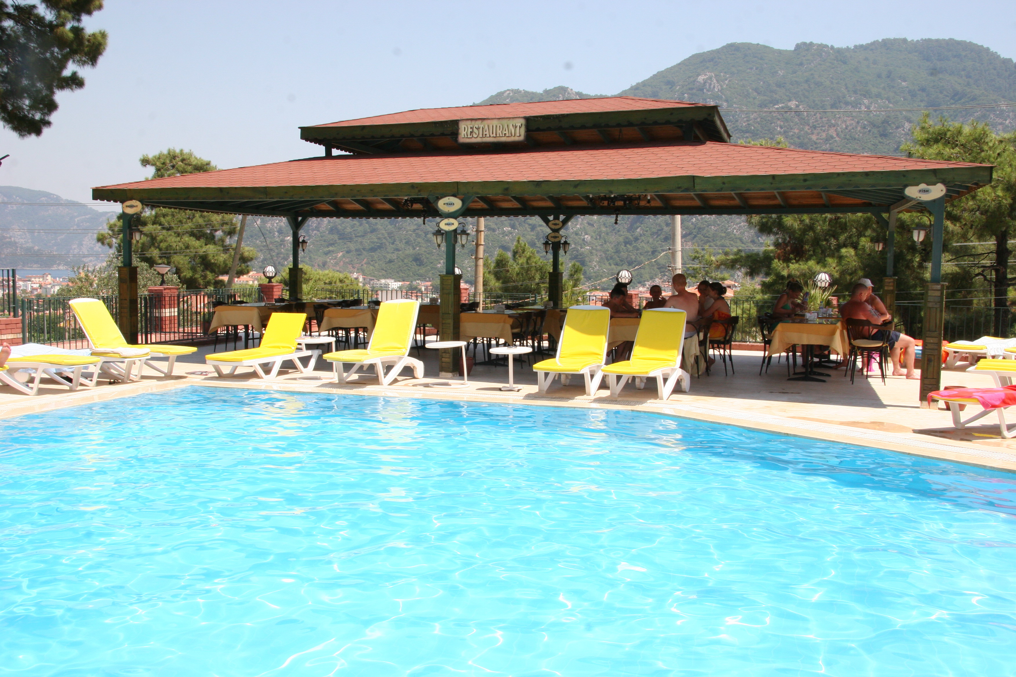 Life Apartments