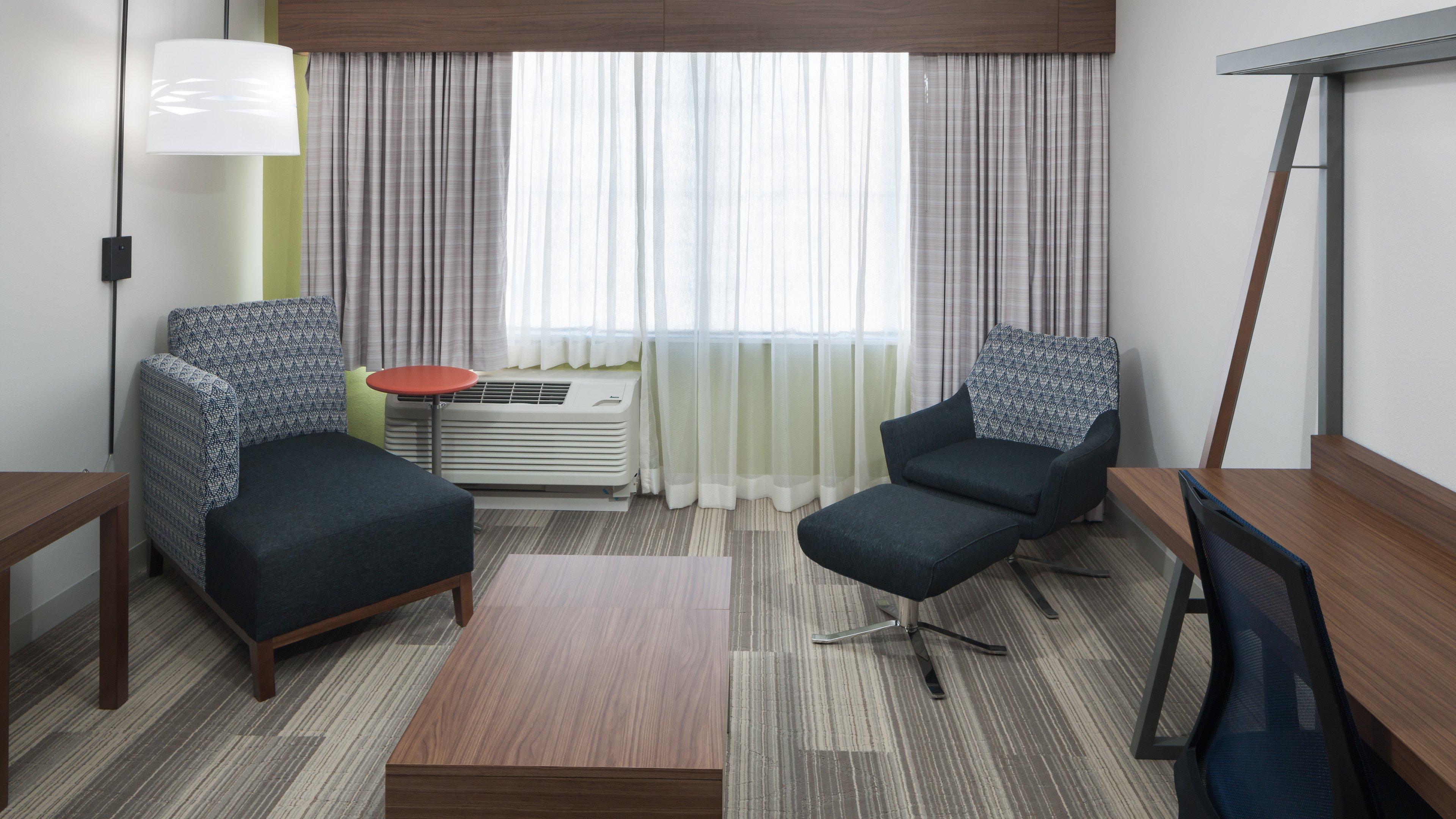 Holiday Inn Express & Suites Orlando at Seaworld