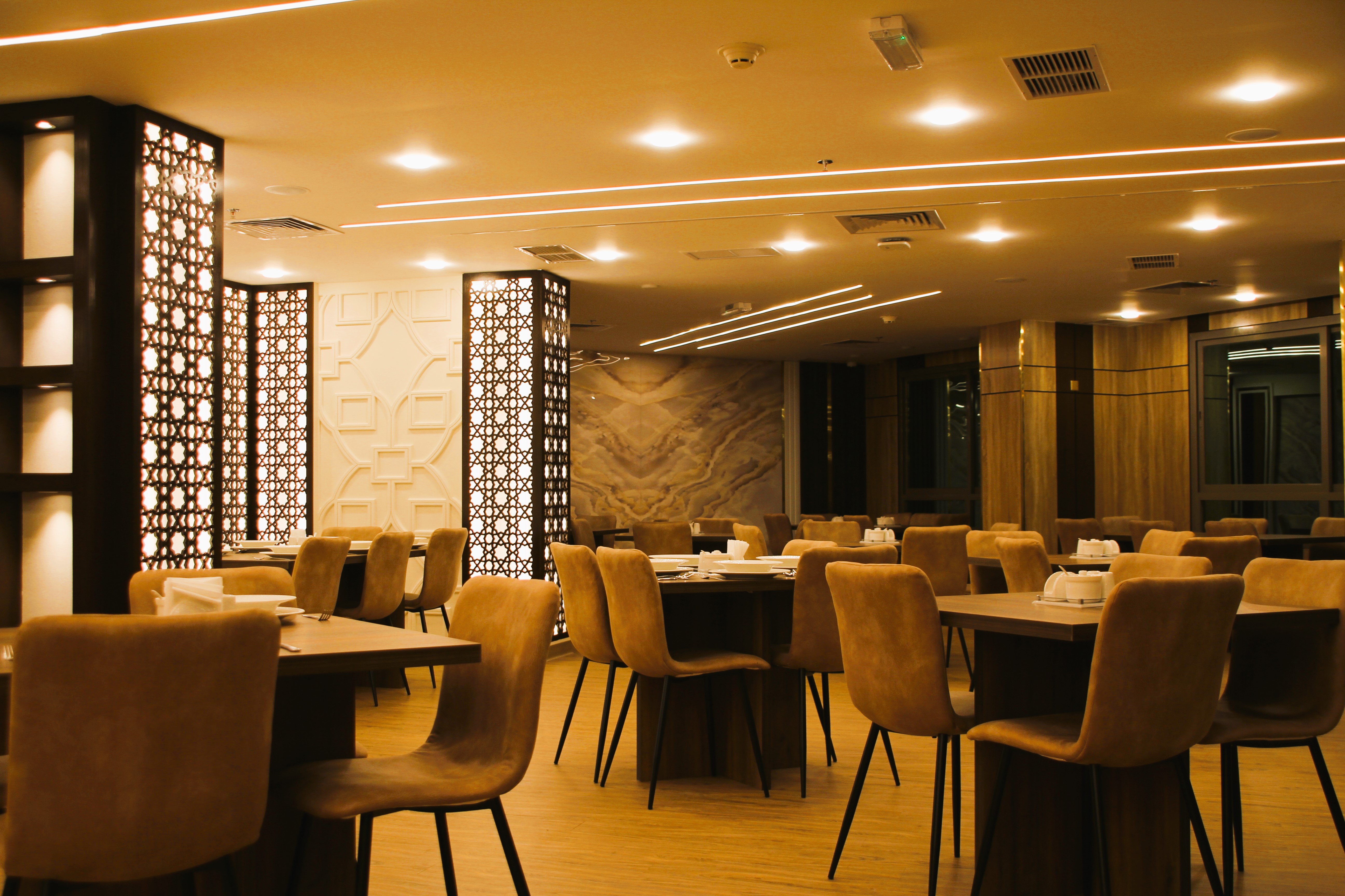 Plaza Athenee Hotel Kuwait