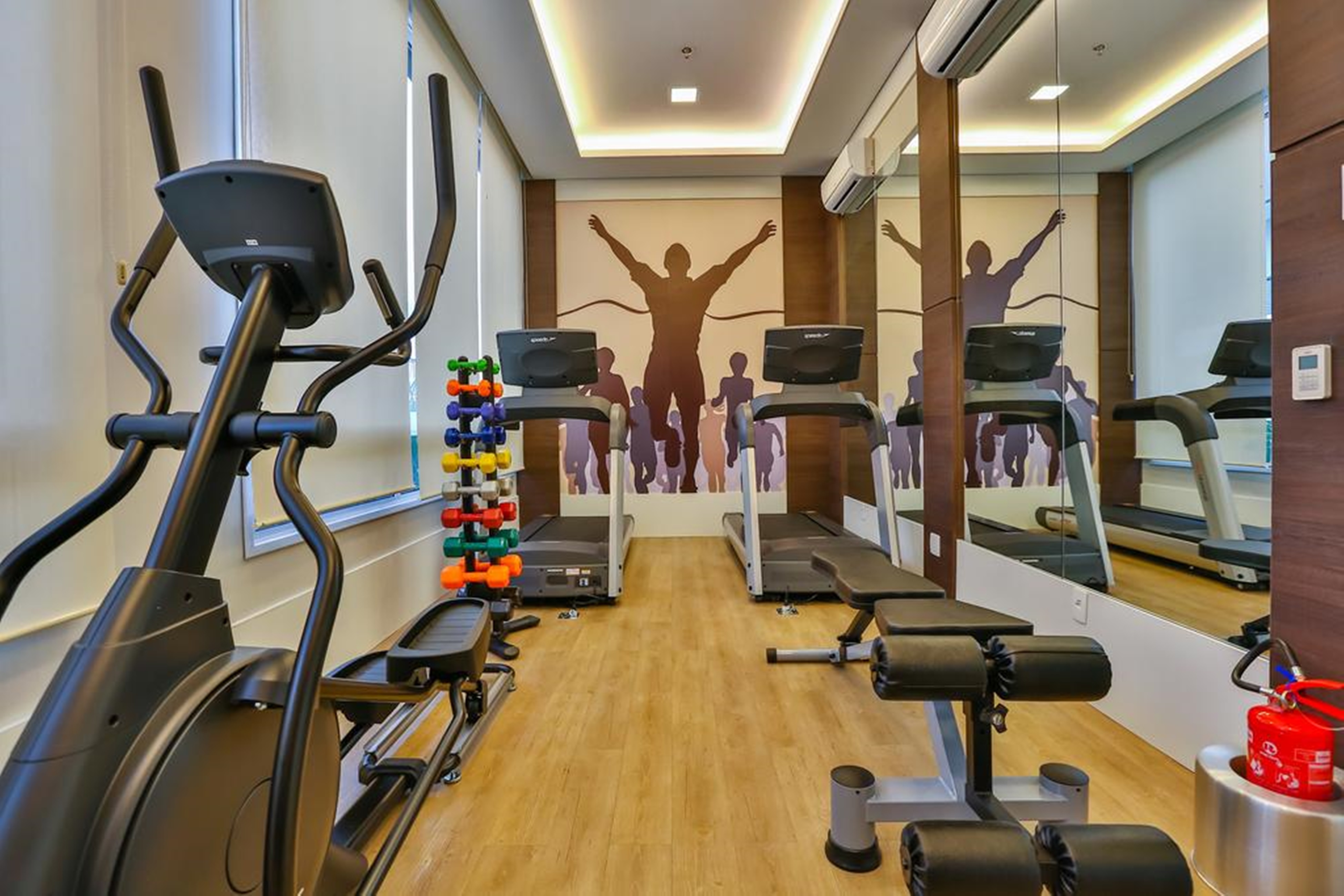 Summit Suites Hotel - Pindamonhangaba