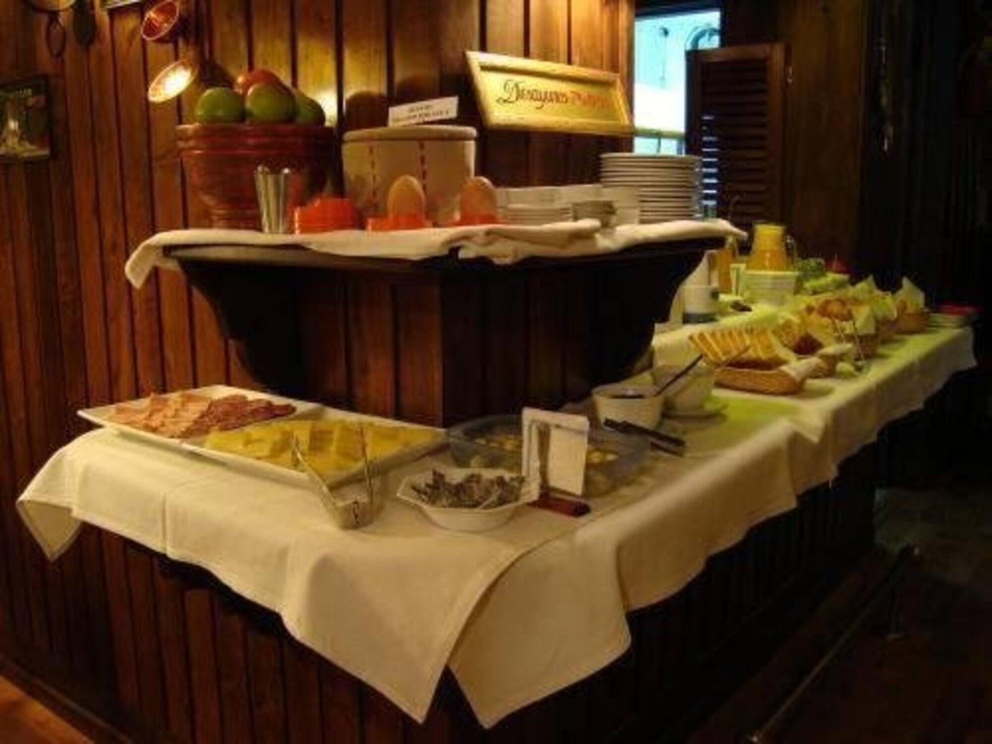 Hosteria La Surena