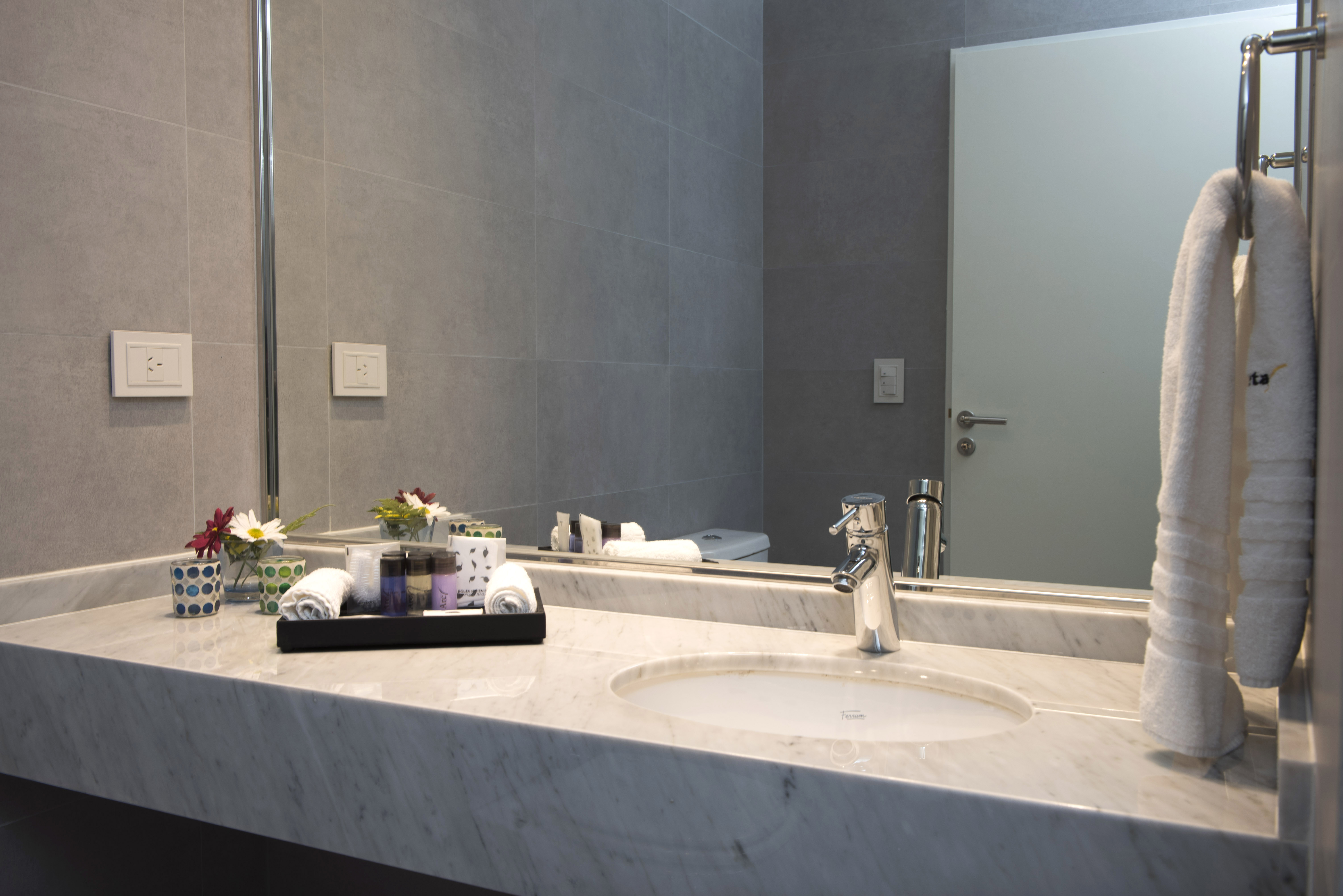 Arc Arenales Studios & Suites