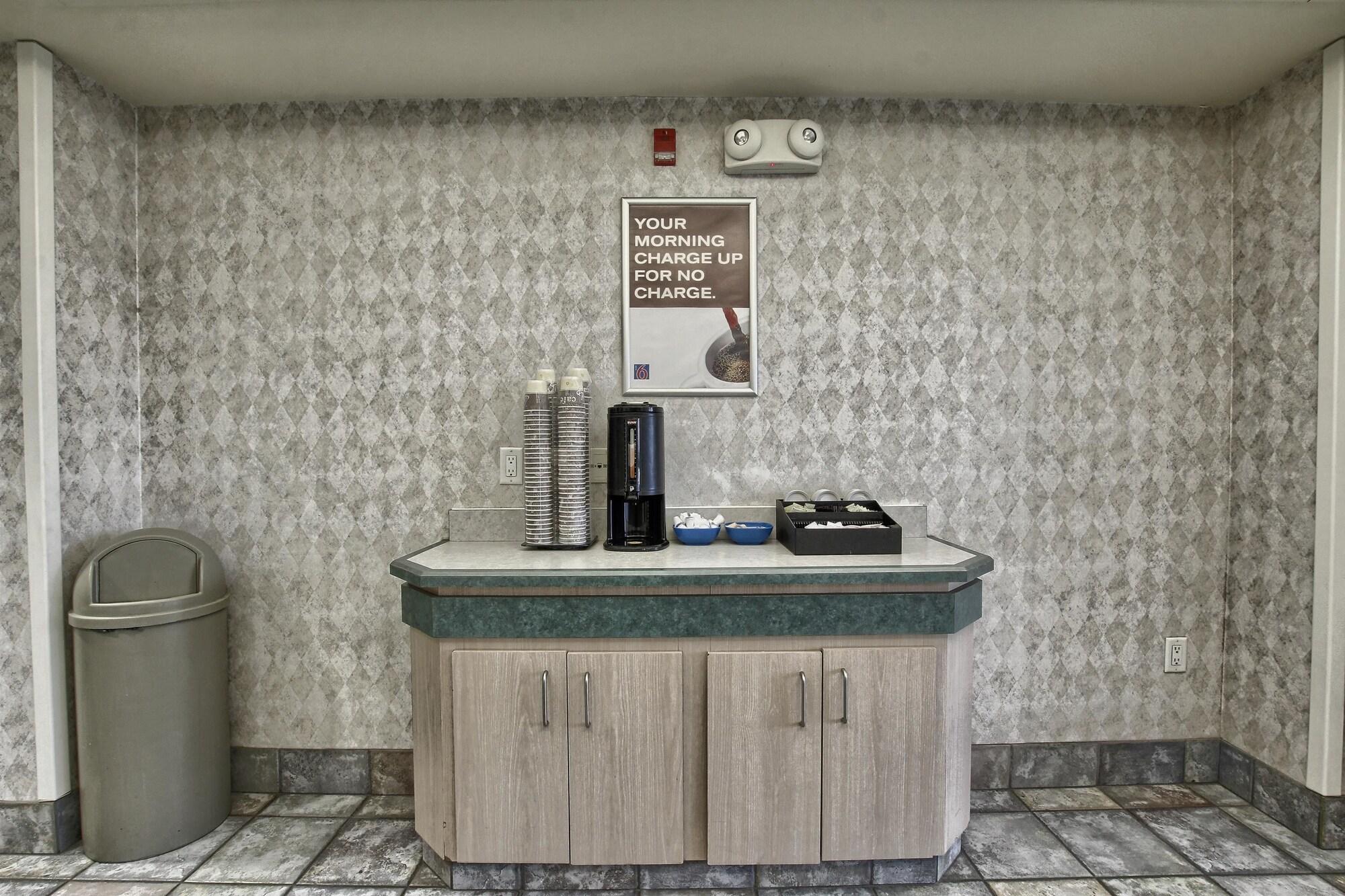 Motel 6 London, ON - Ontario