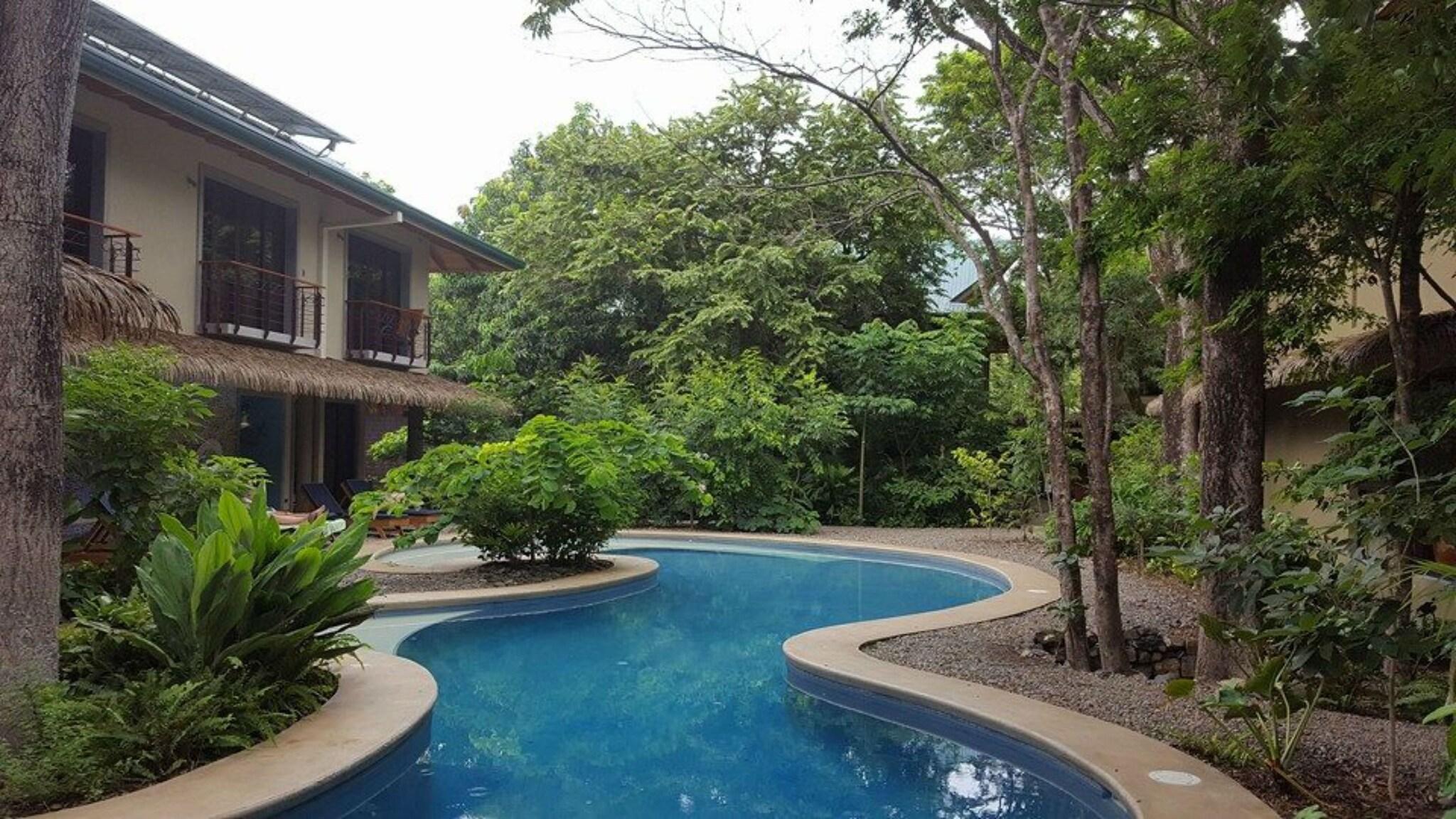 Olas Verdes Hotel by null