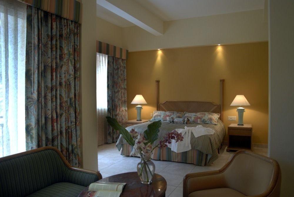 Karibe Hotel by null
