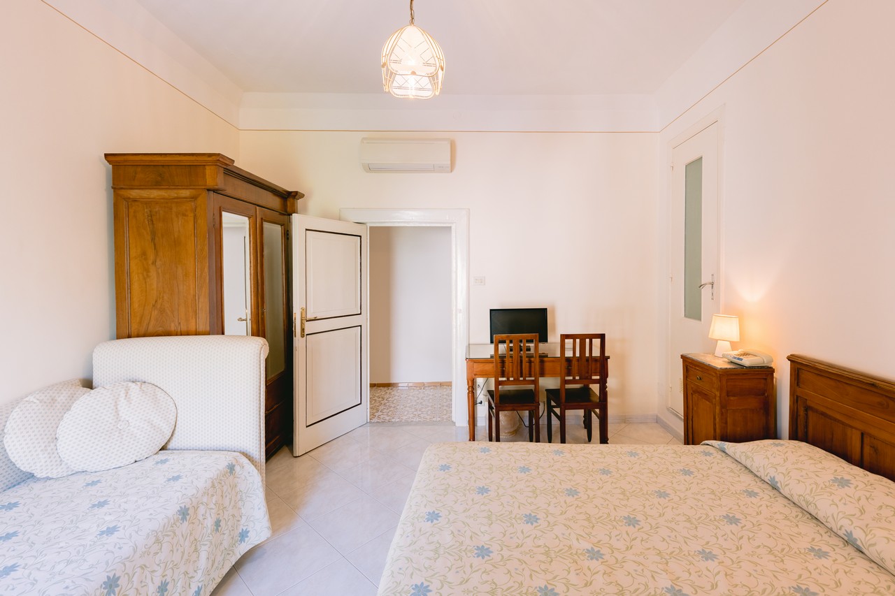 Hotel Toro by null