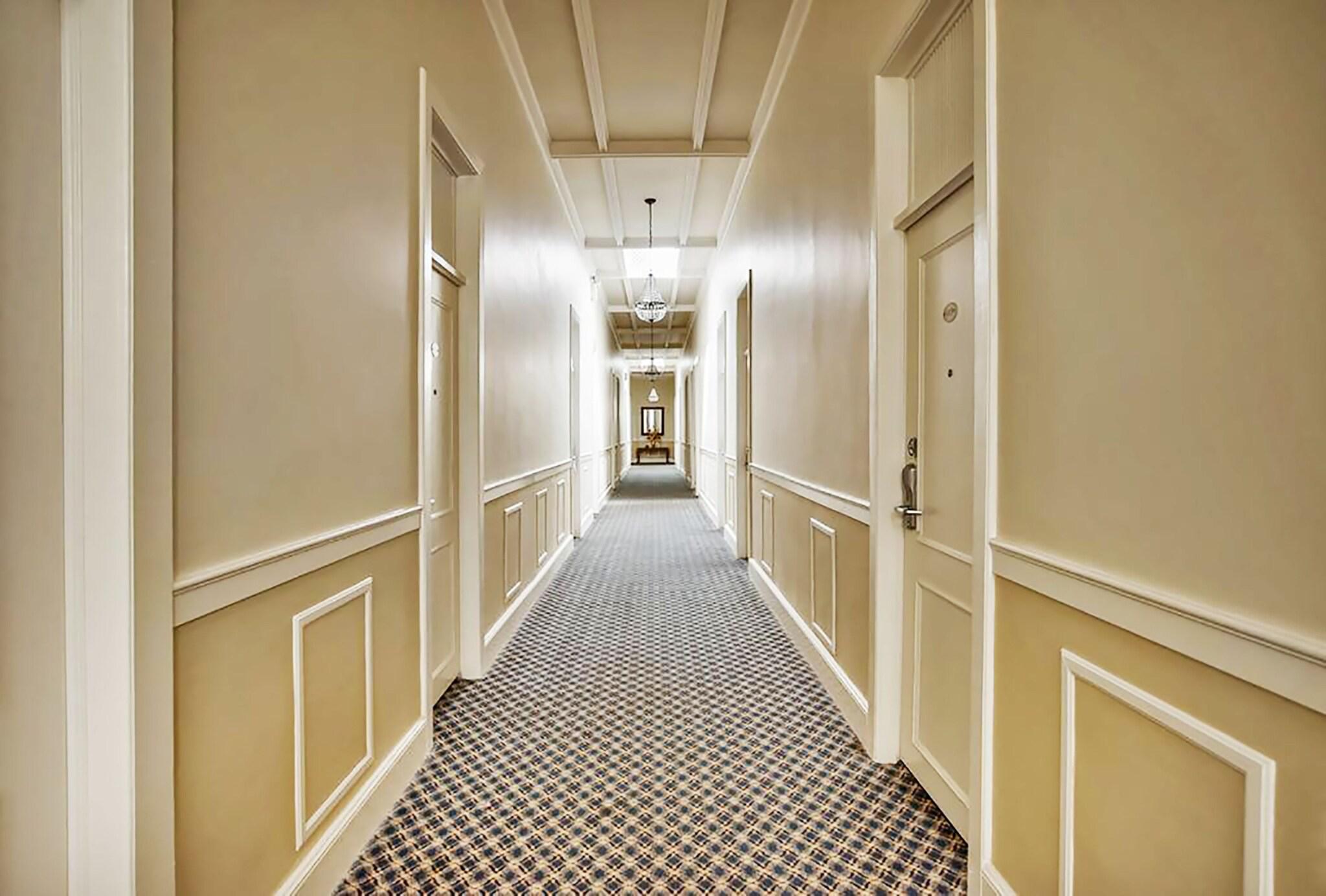 Meliá Century Hotel by null