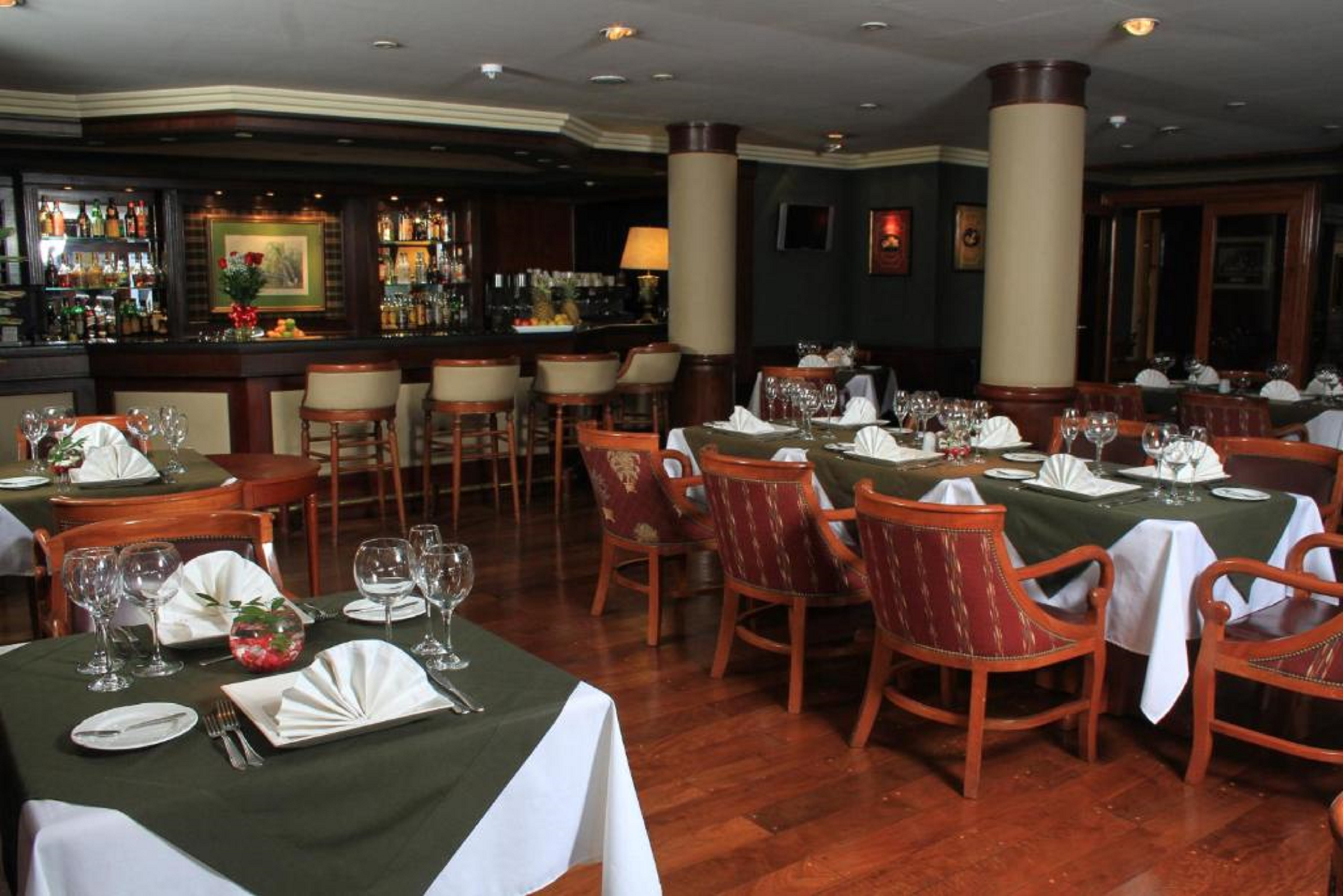 Premier Hill Suites