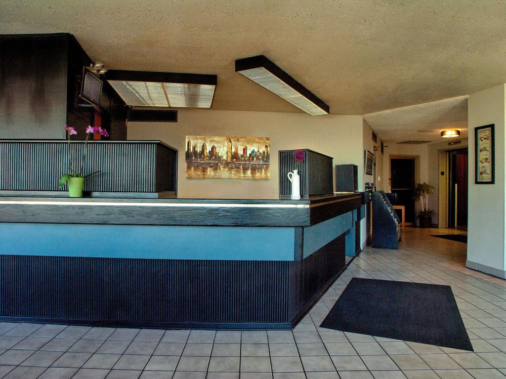 Souper Dave's by null