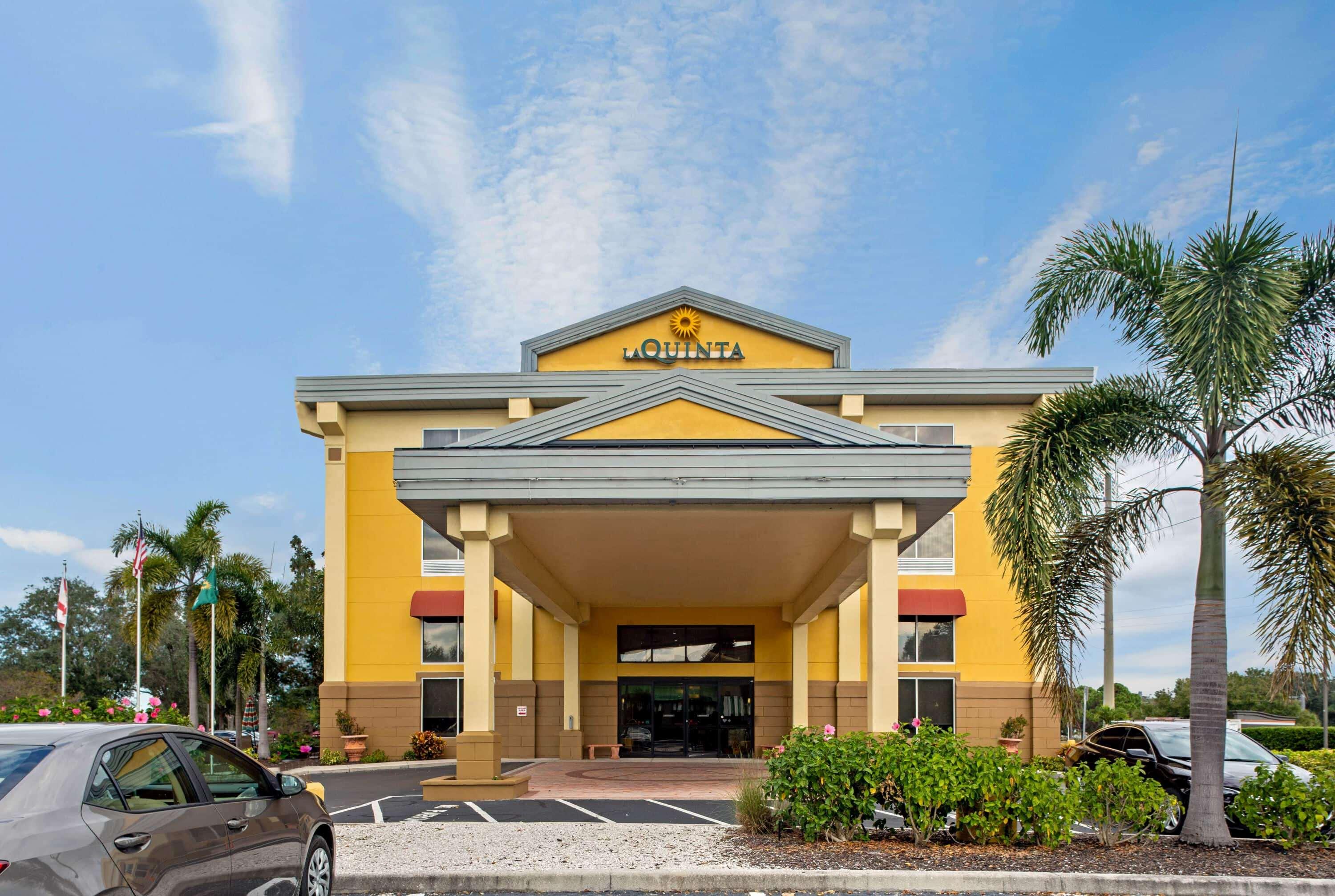 La Quinta Inn And Suites Sarasota