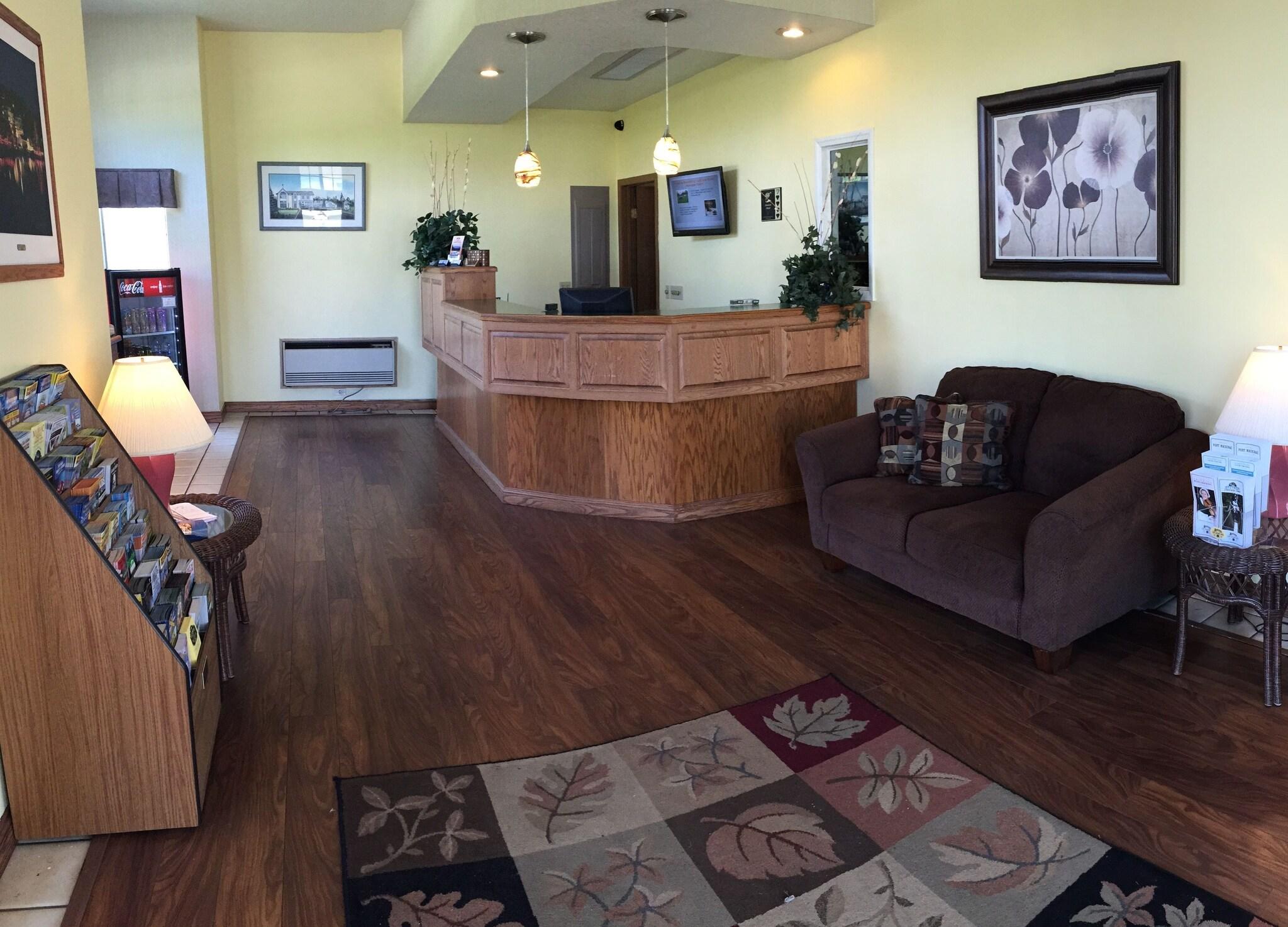 Thunderbird Inn Of Mackinaw City