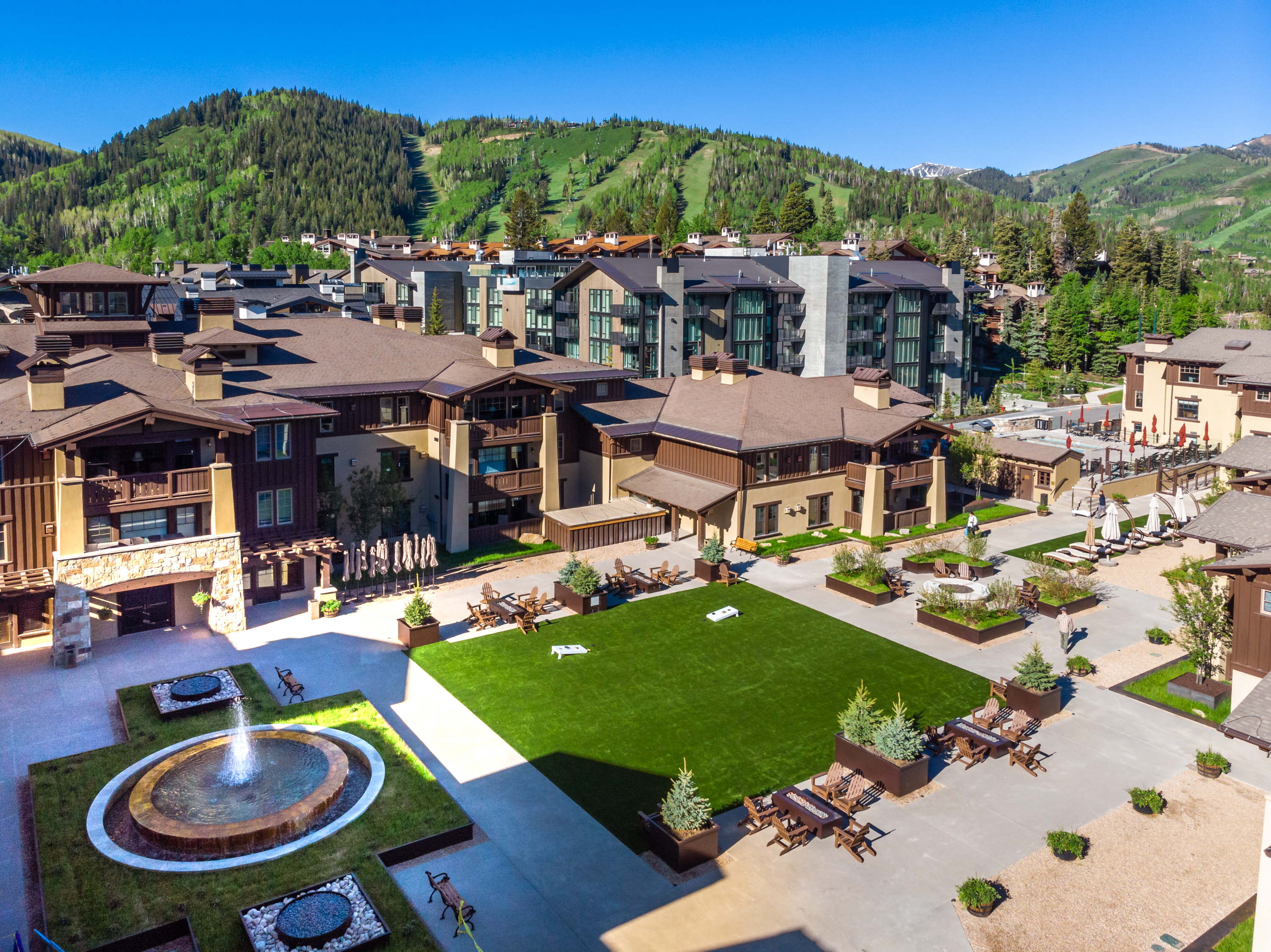 The Chateaux Deer Valley by null