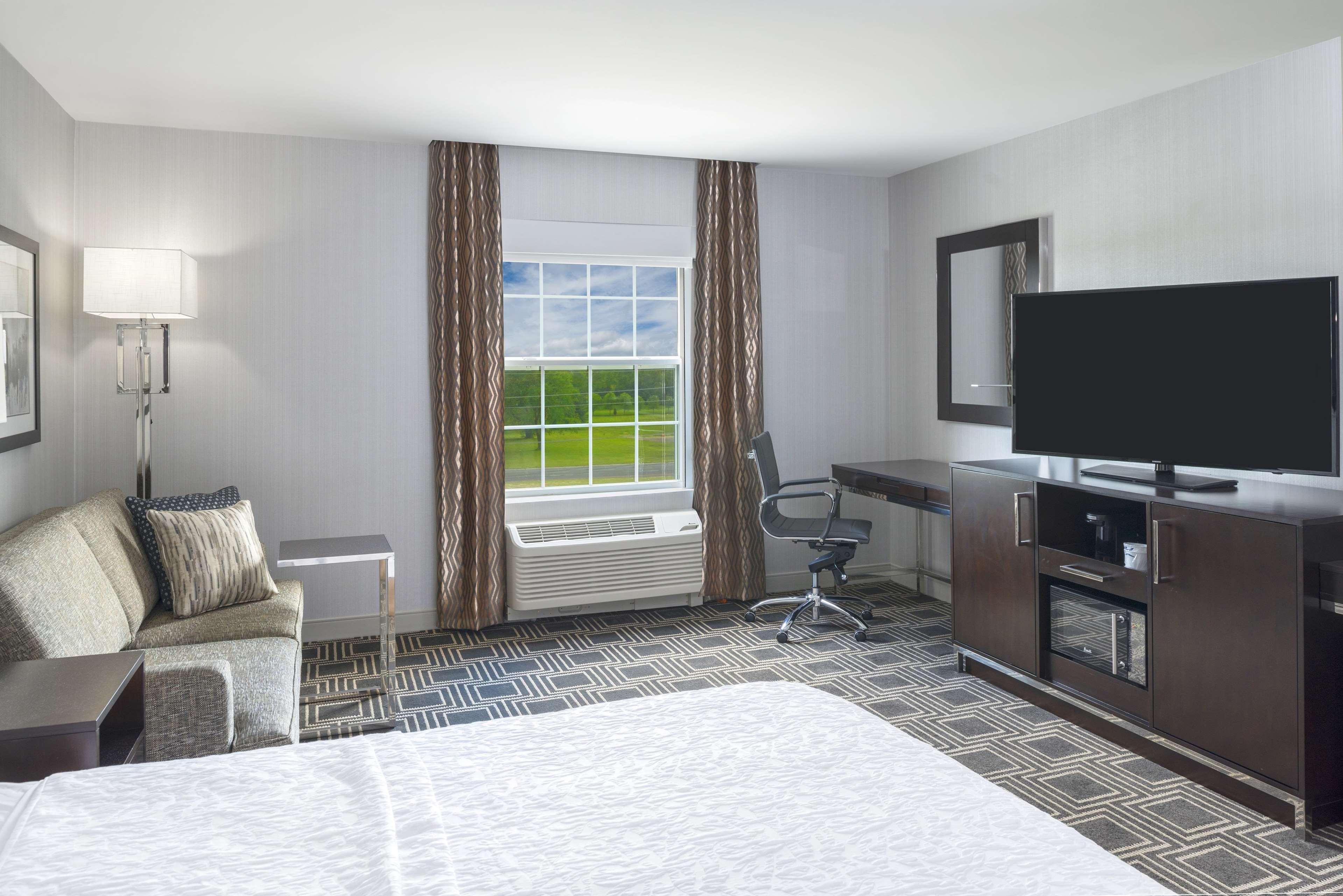 Hampton Inn & Suites Bridgewater