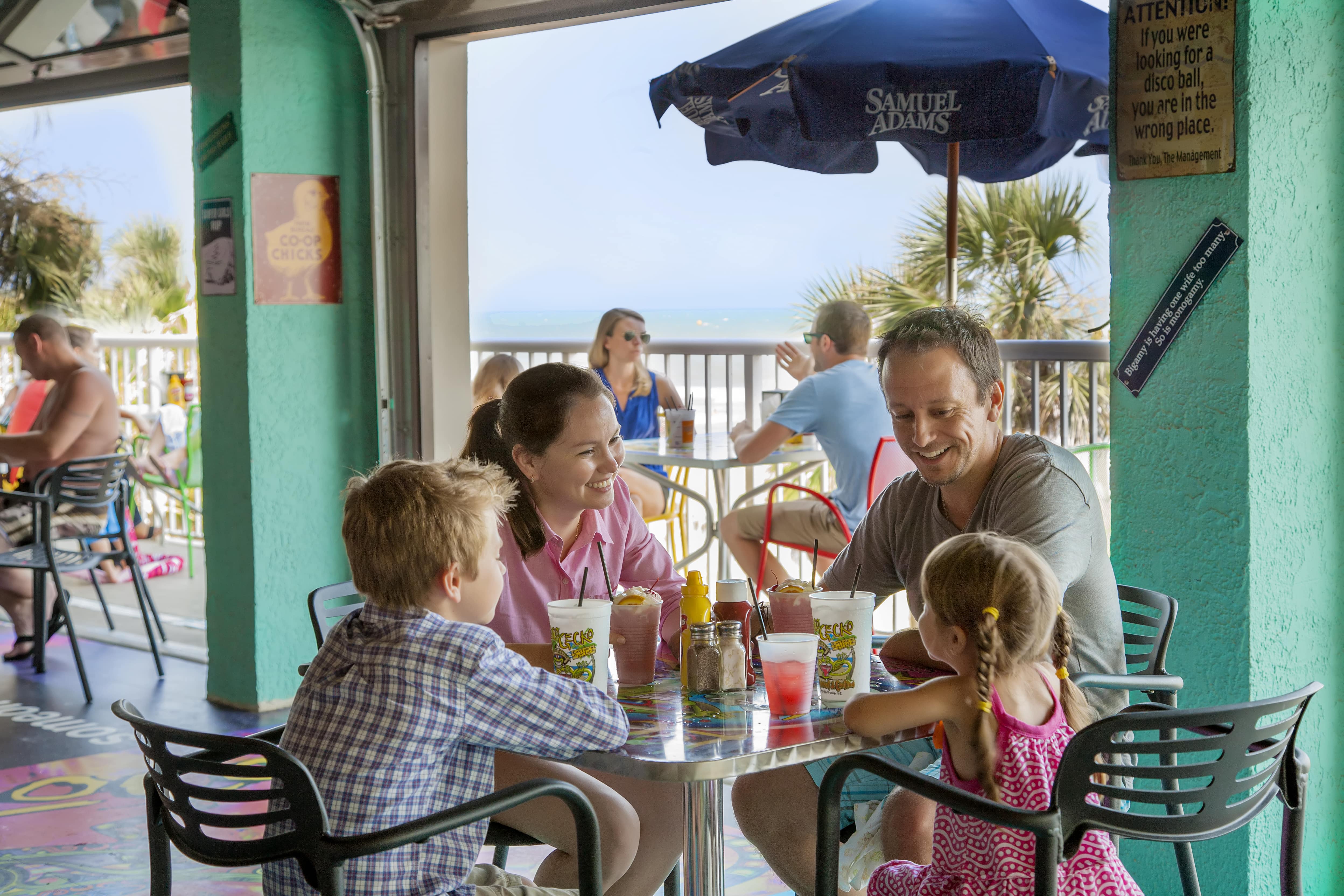 Crown Reef Beach Resort And Waterpark