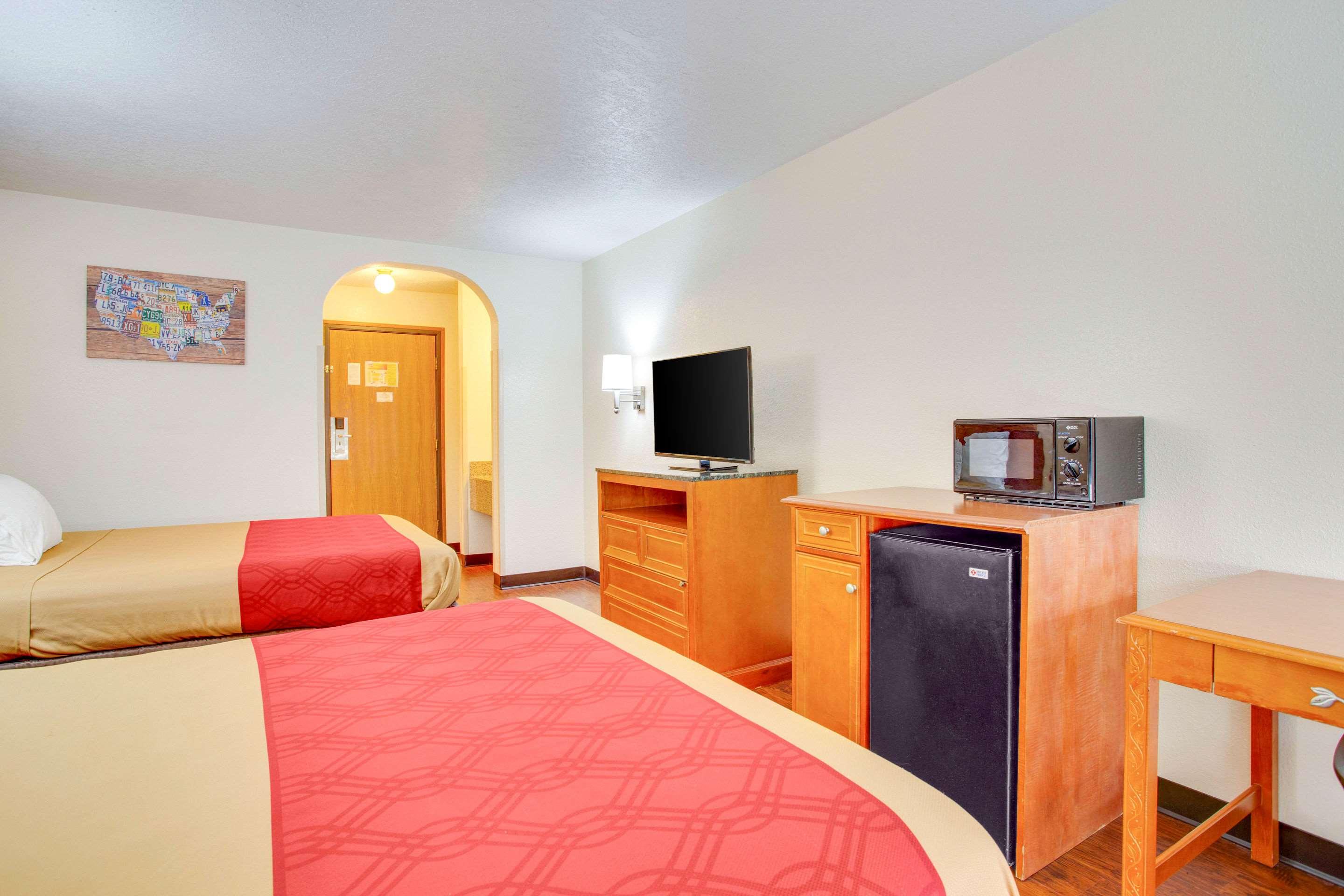 Quad room