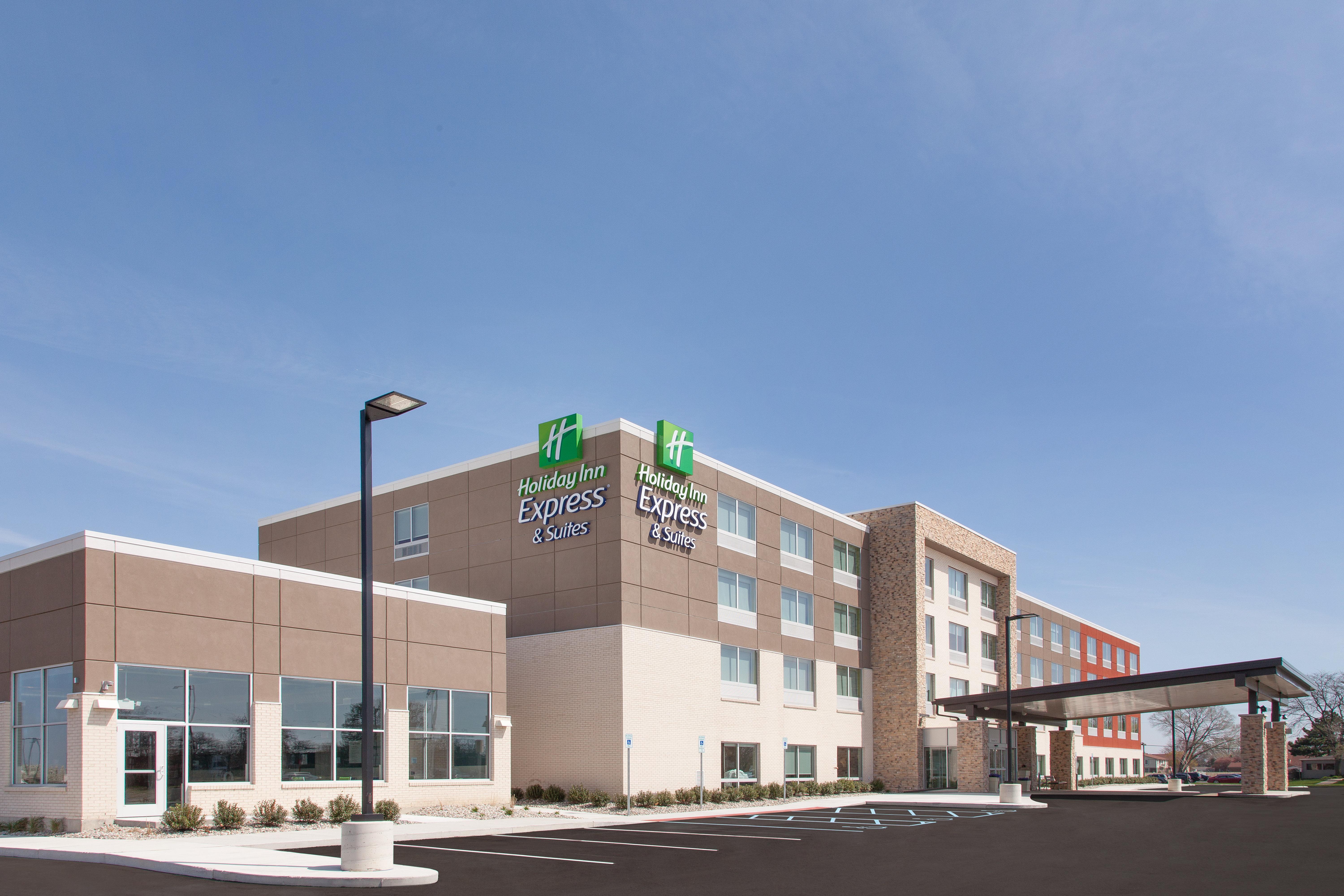 Holiday Inn Express Suites Sterling Heights Detroi