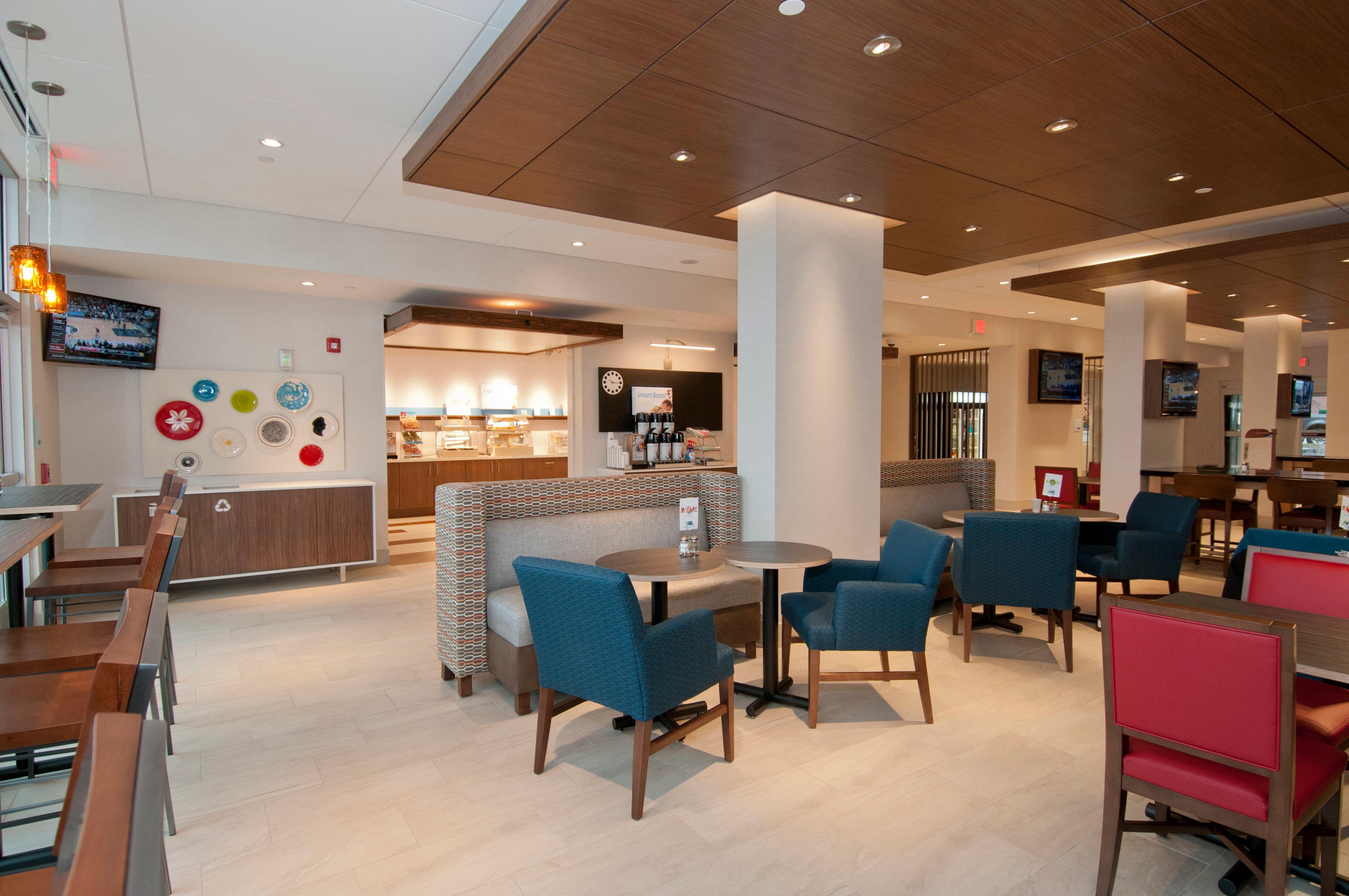 Holiday Inn Express & Suites Johnstown By IHG