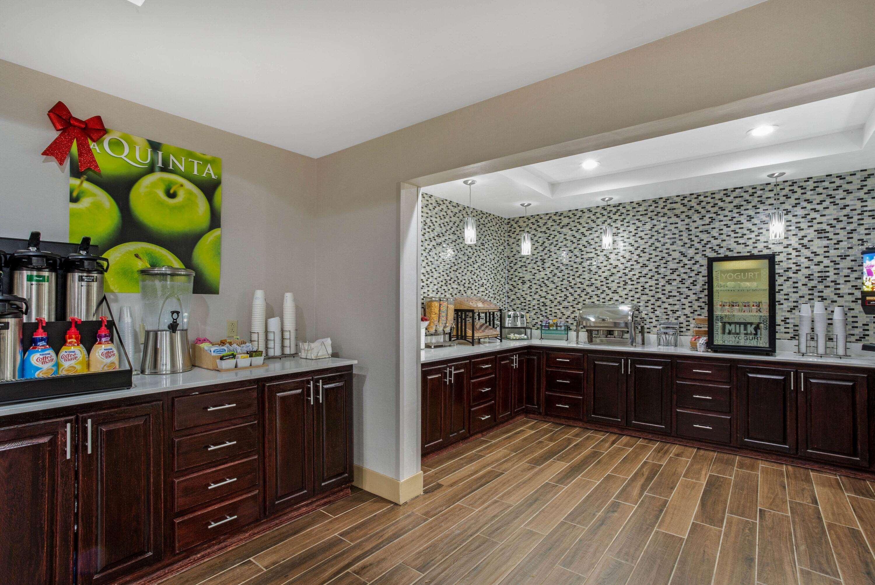La Quinta Inn & Suites By Wyndham Plainfield