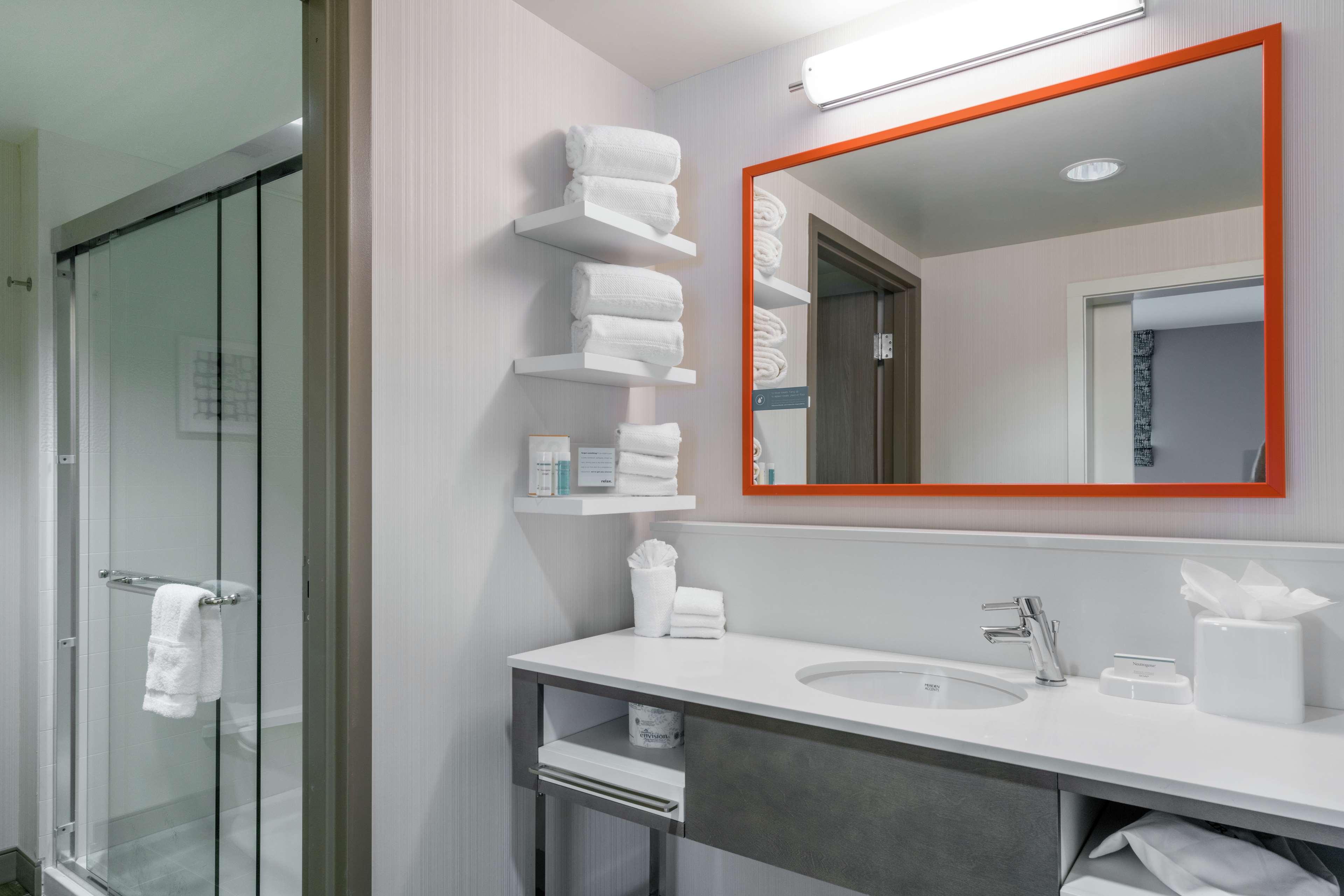 Hampton Inn&Suites Hilton Glenarden Washington Dc