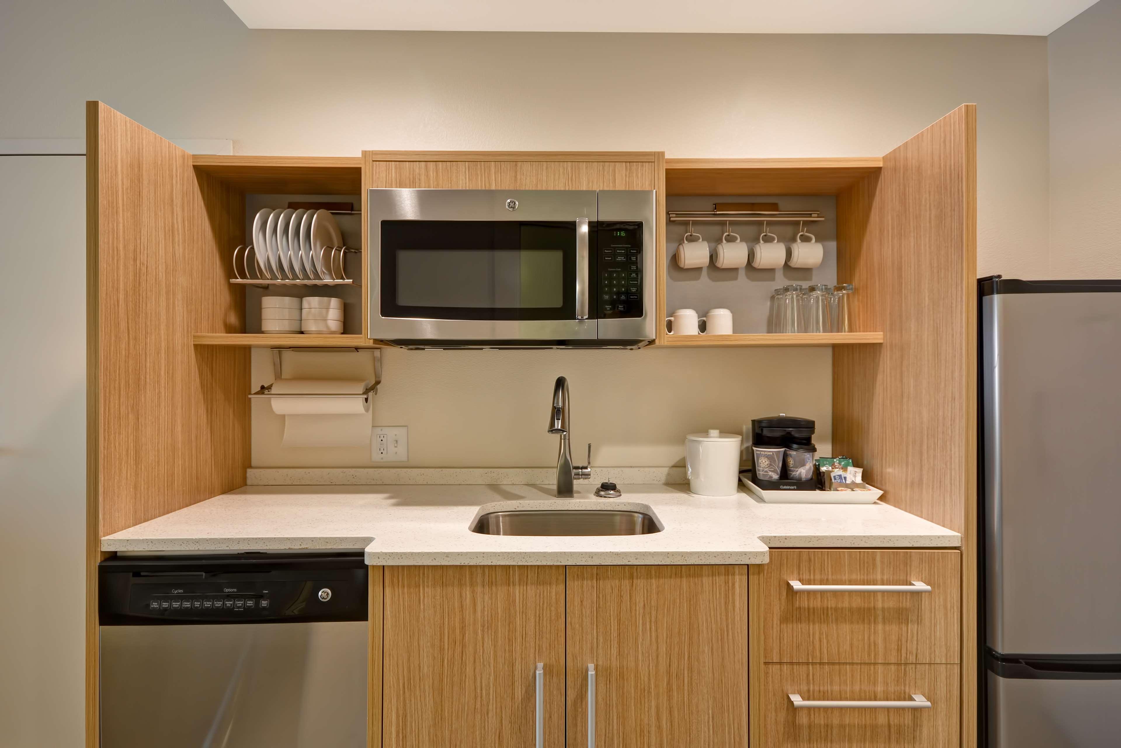 Home2 Suites by Hilton Dallas Downtown Baylor Scot