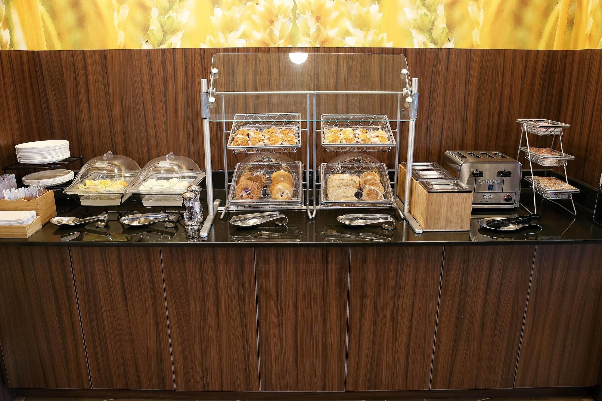 Fairfield Inn & Suites Madison Verona