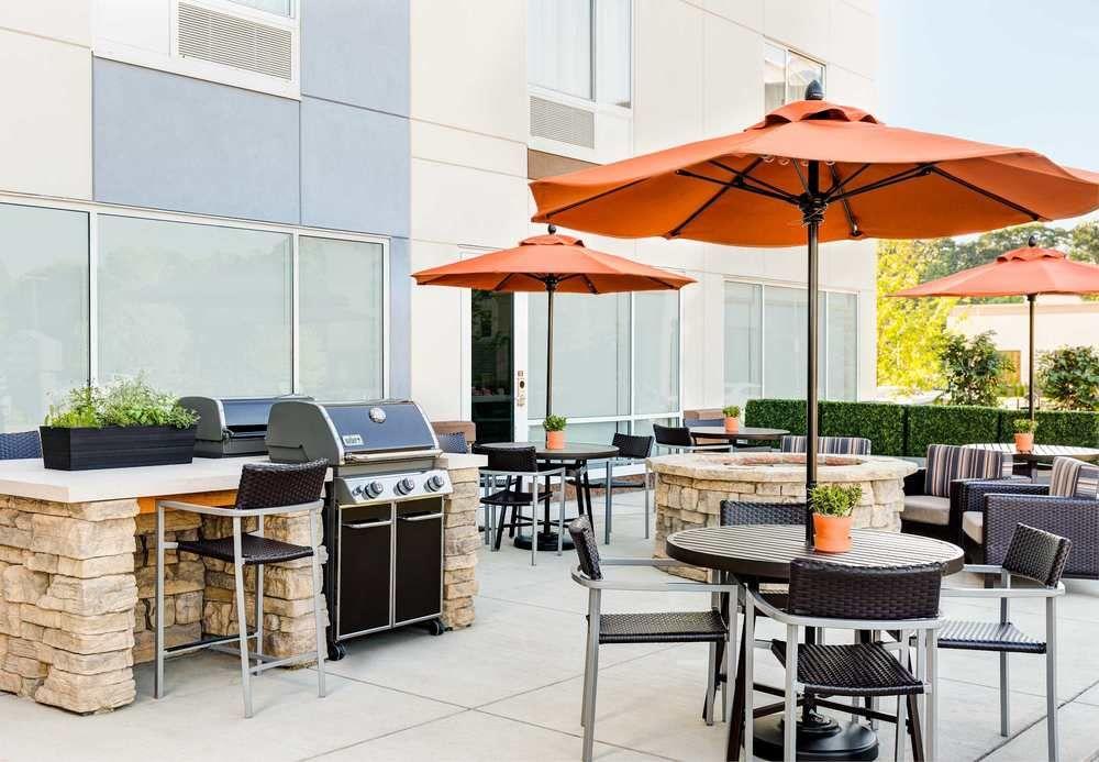 TownePlace Suites by Marriott Bakersfield West image