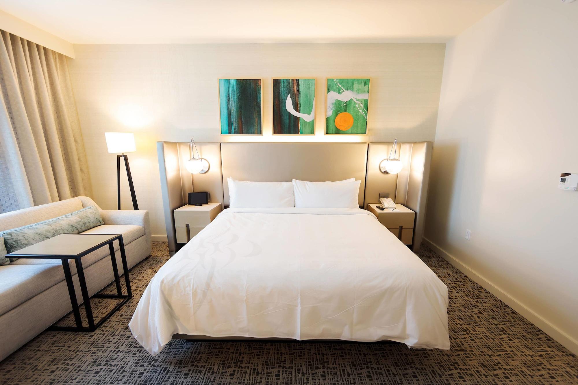 Art Ovation Hotel, Autograph Collection by null