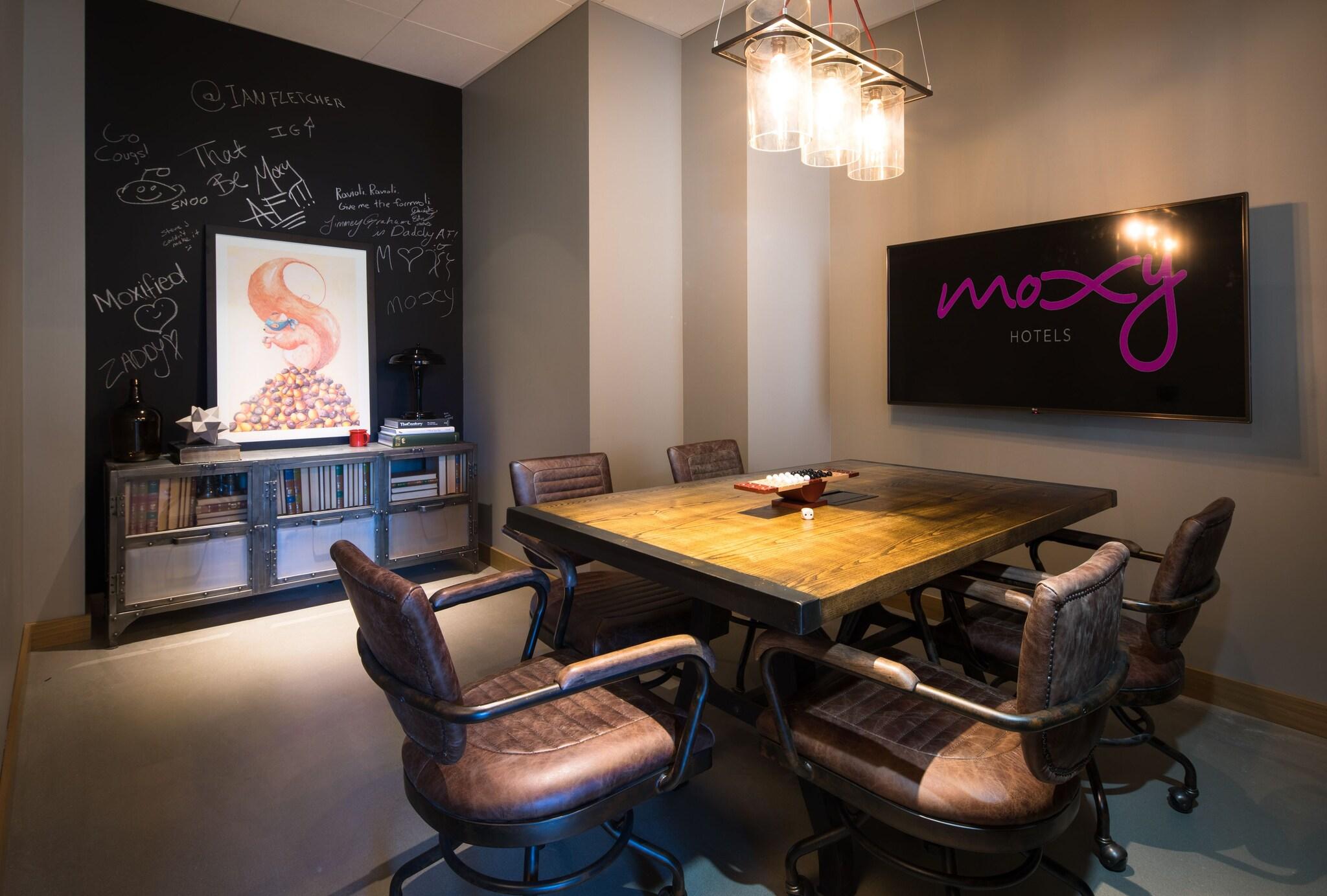 Moxy Seattle Downtown by null