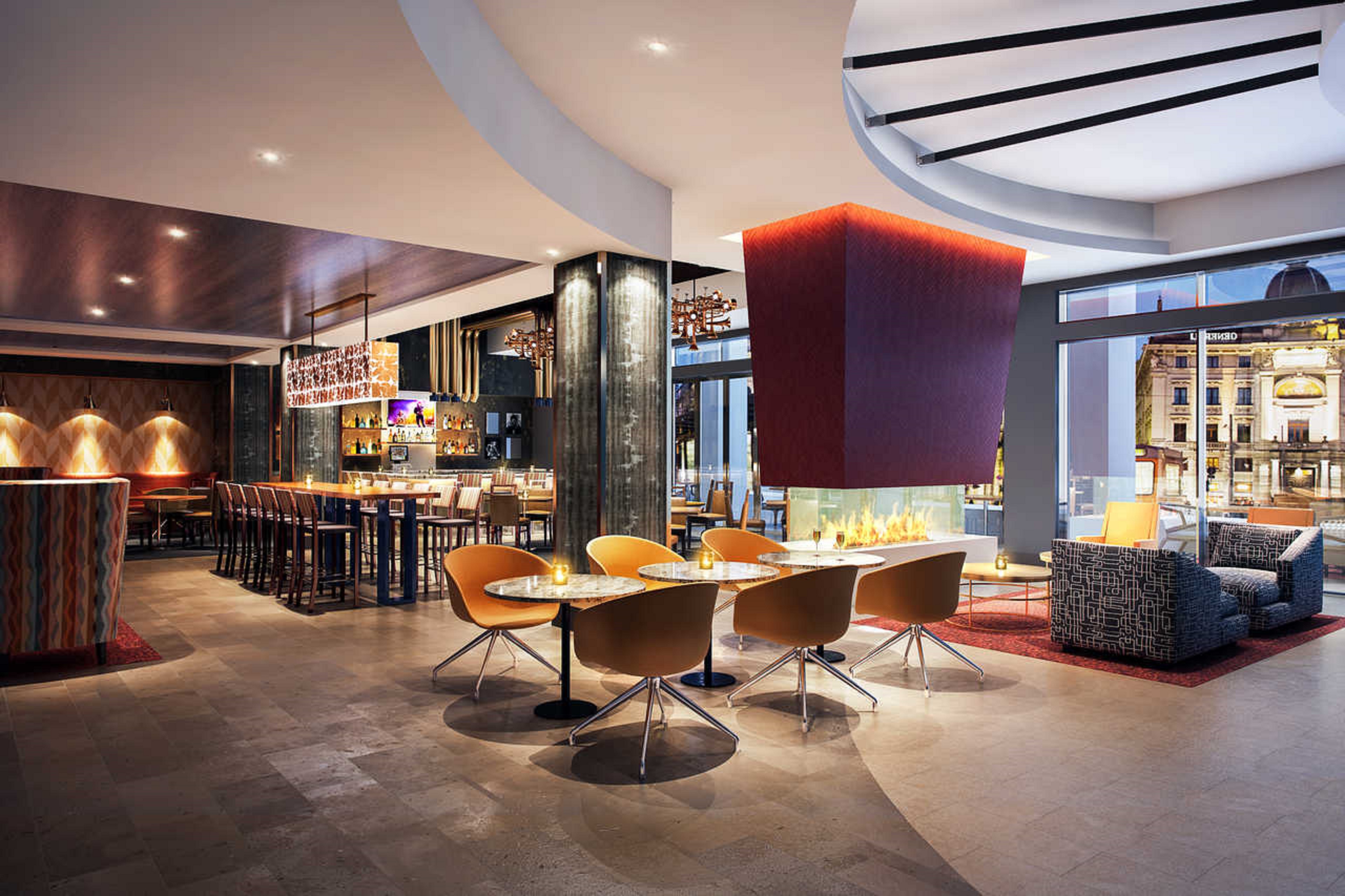 Cambria Hotel Downtown-Center City by null