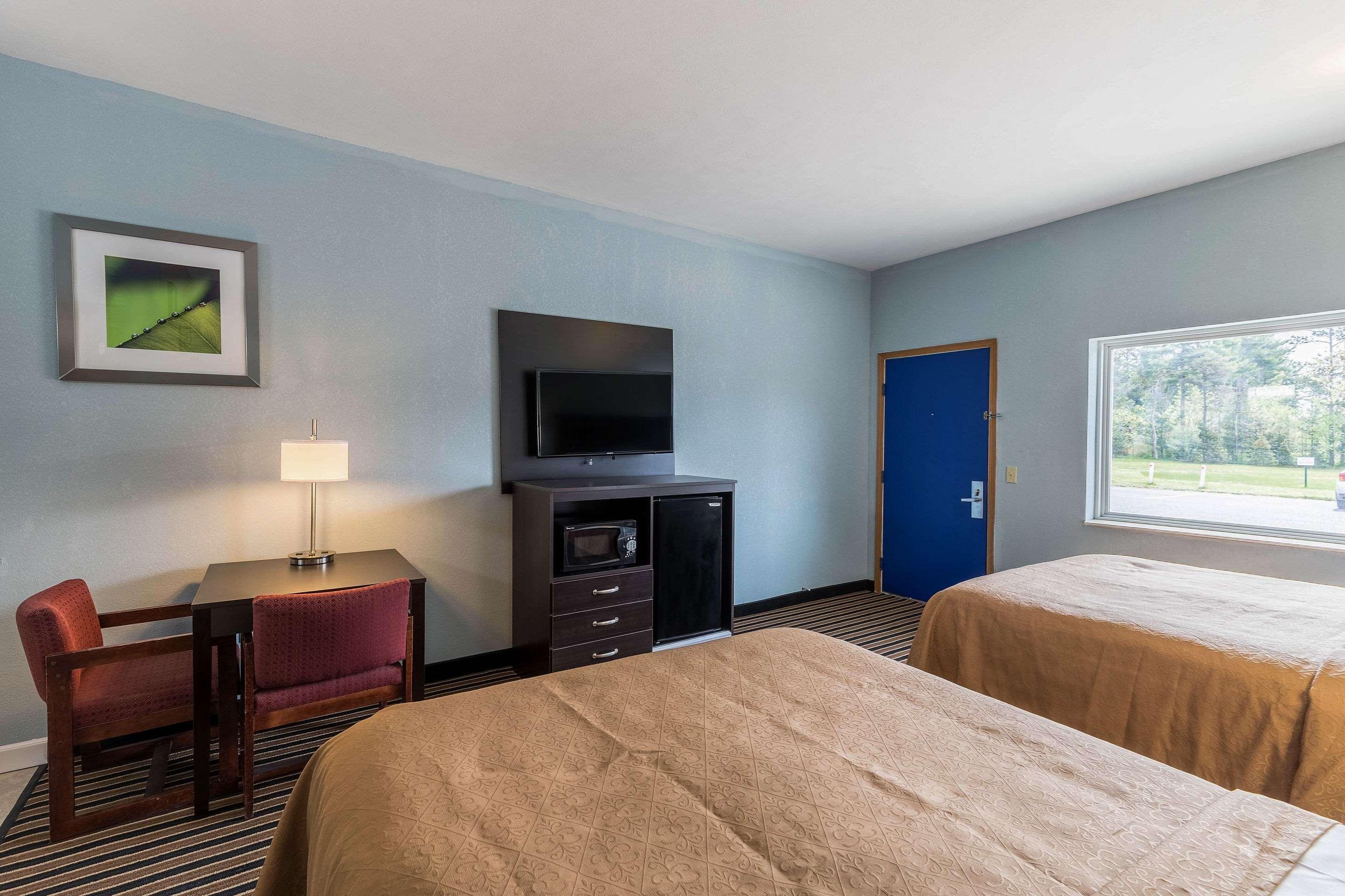 Rodeway Inn Lake Michigan