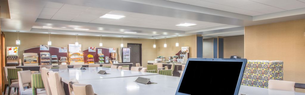 Comfort Inn & Suites Shawnee - Kansas City