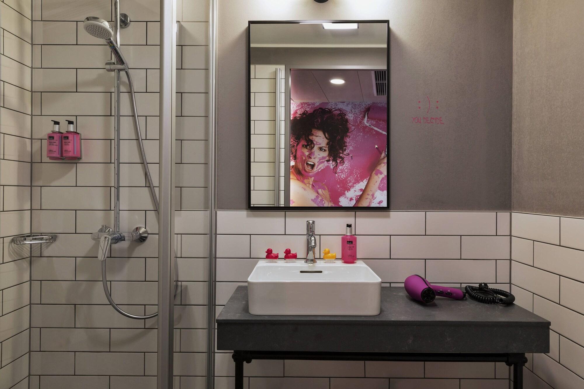 Moxy Frankfurt East by null