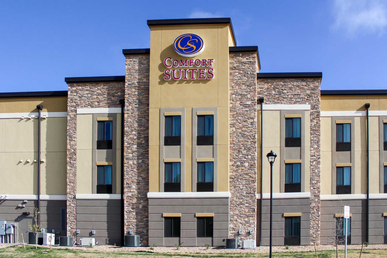 Comfort Suites Denver near Anschutz Medical Campus image