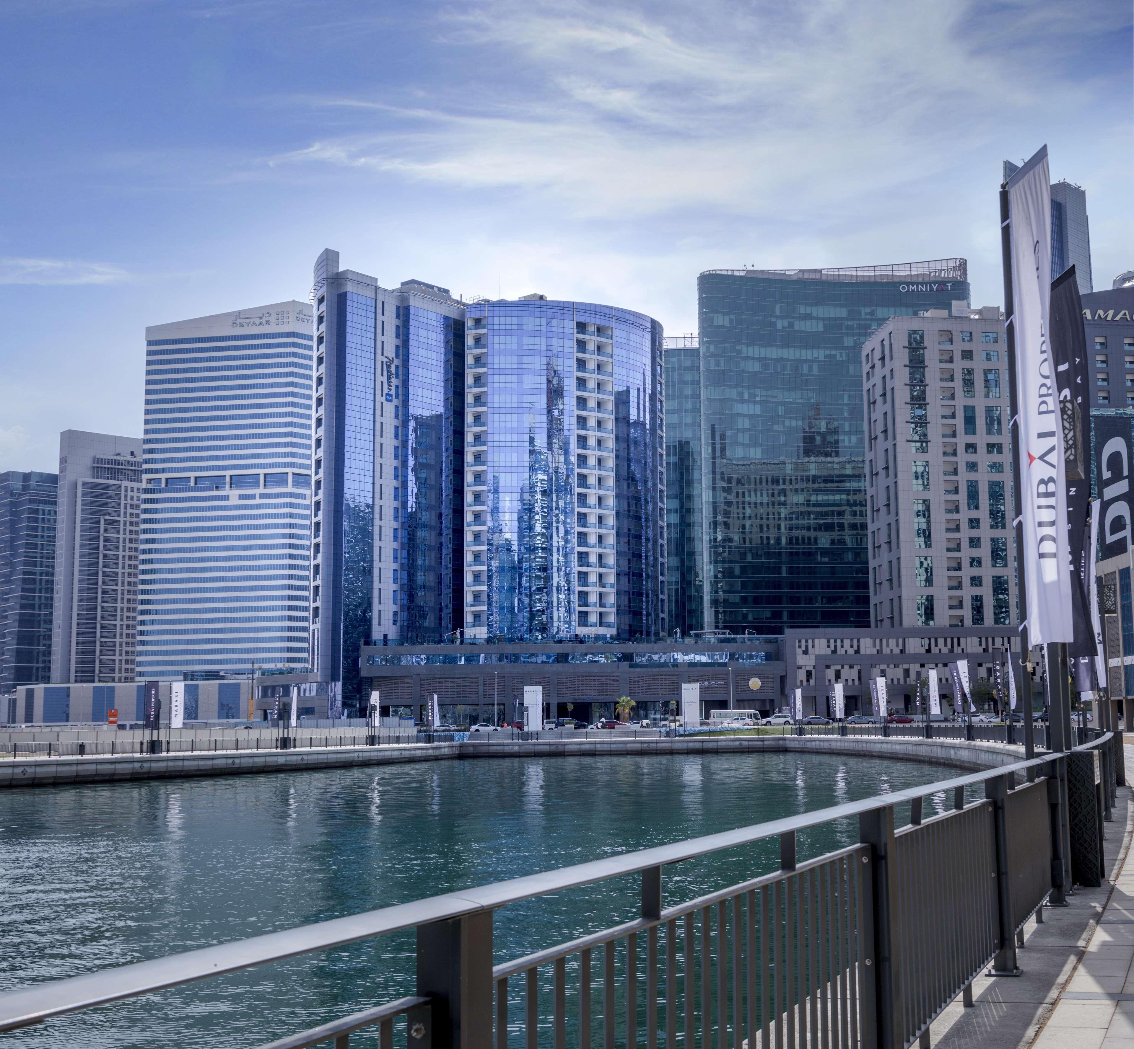 Radisson Blu Hotel, Dubai Waterfront - photo