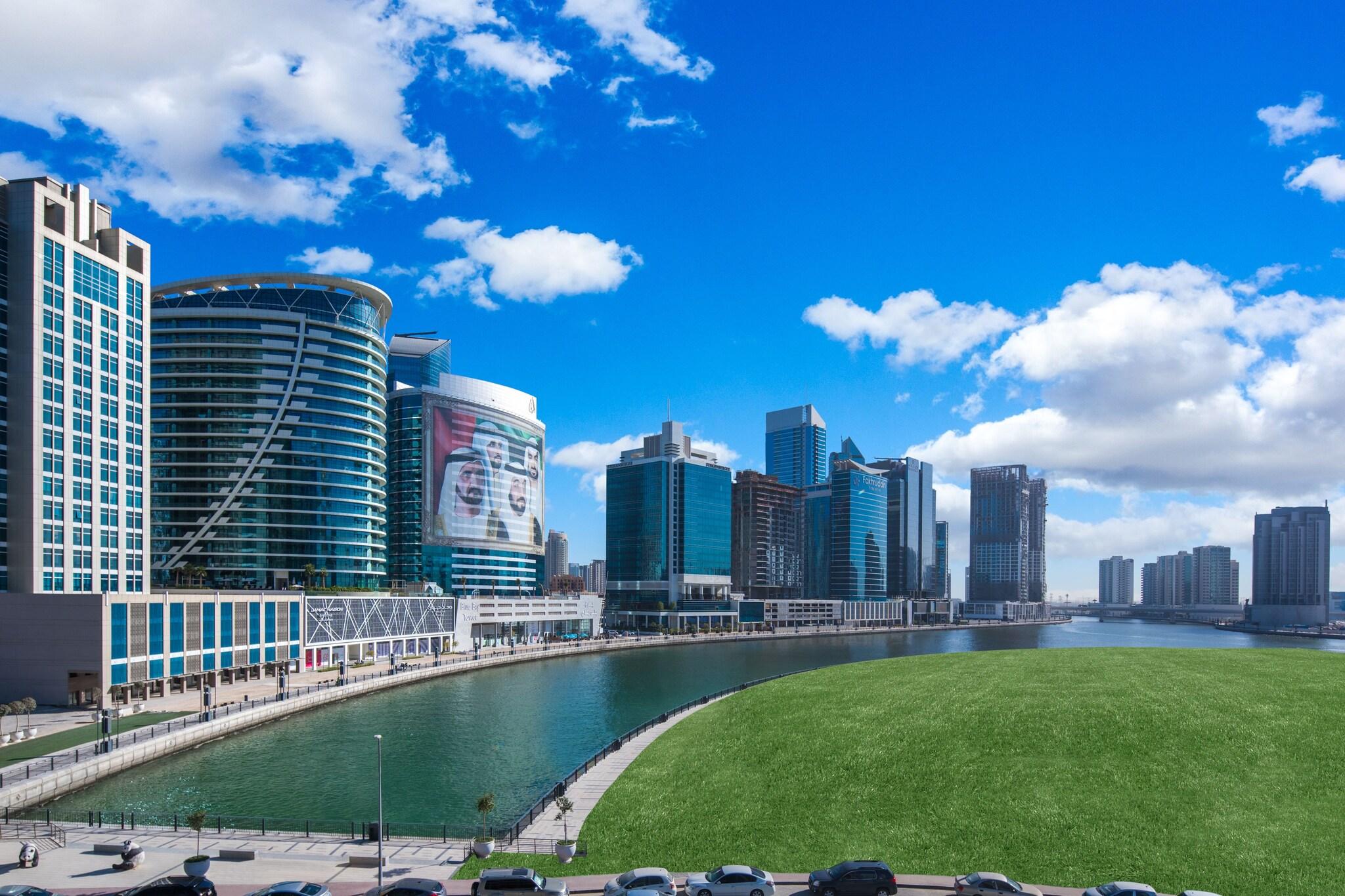 Radisson Blu Hotel, Dubai Waterfront - photo