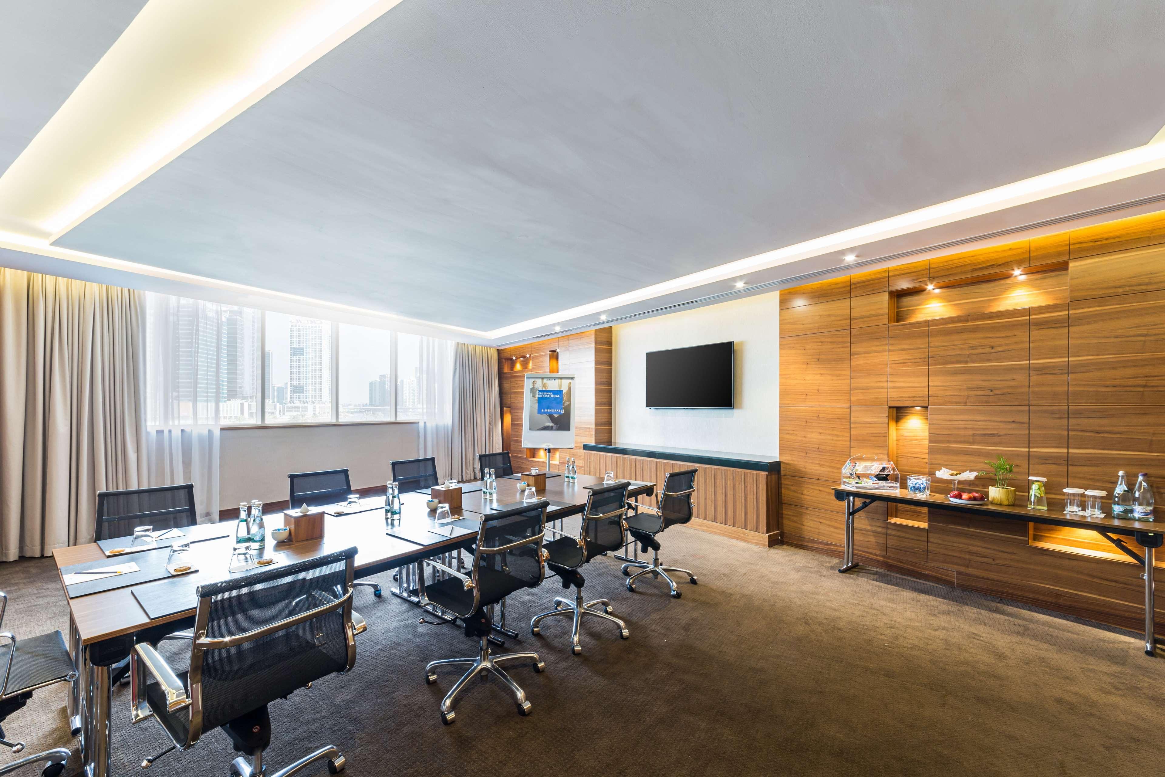 Radisson Blu Hotel, Dubai Waterfront - photo