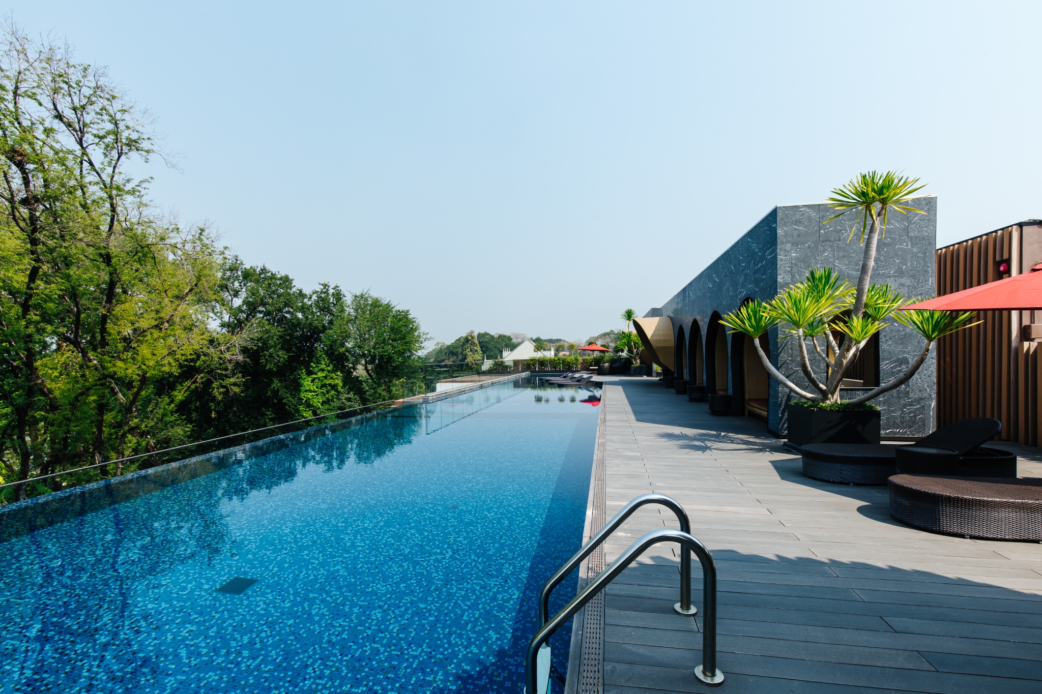 Cross Chiang Mai Riverside by null