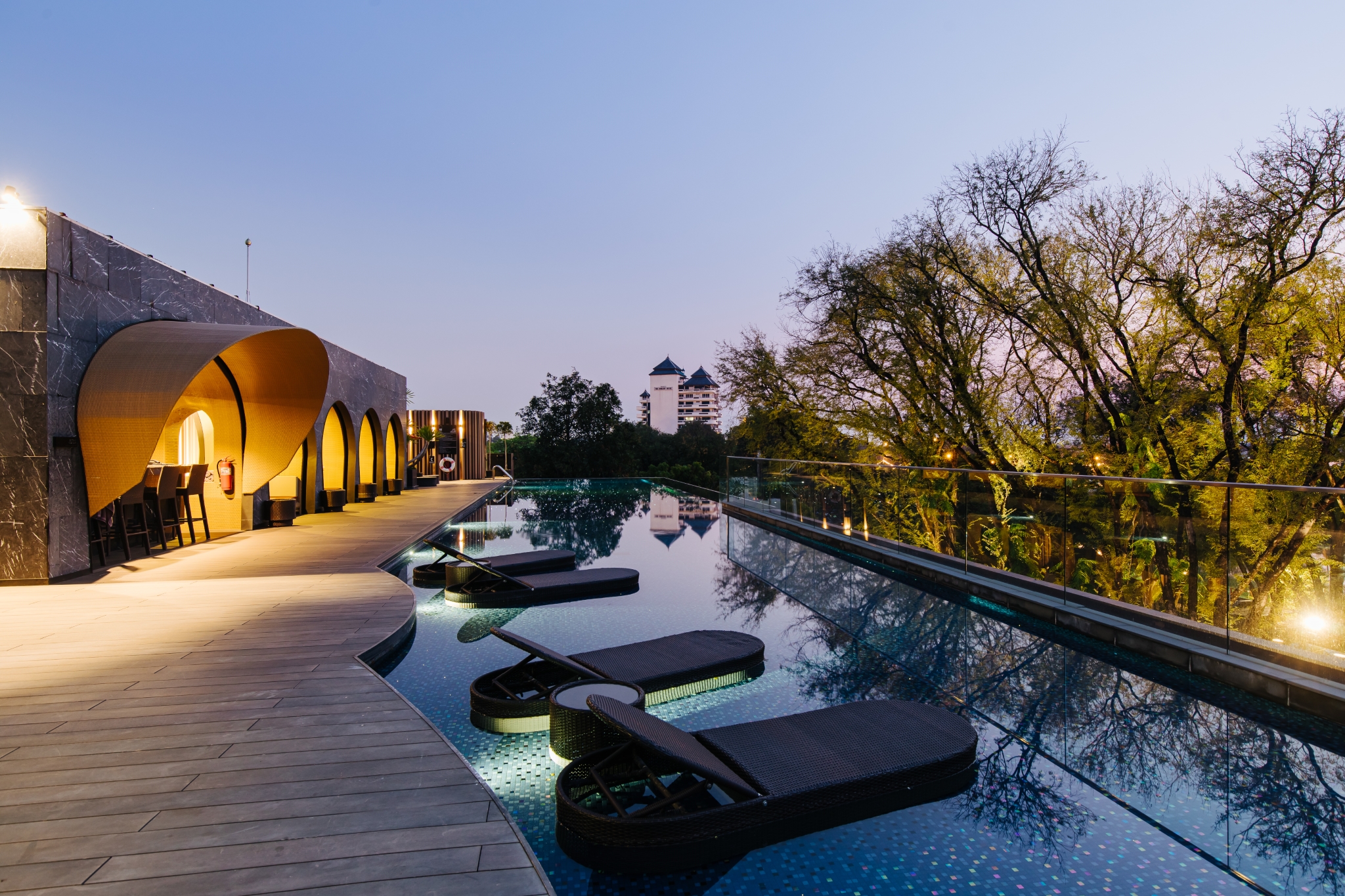 Cross Chiang Mai Riverside by null