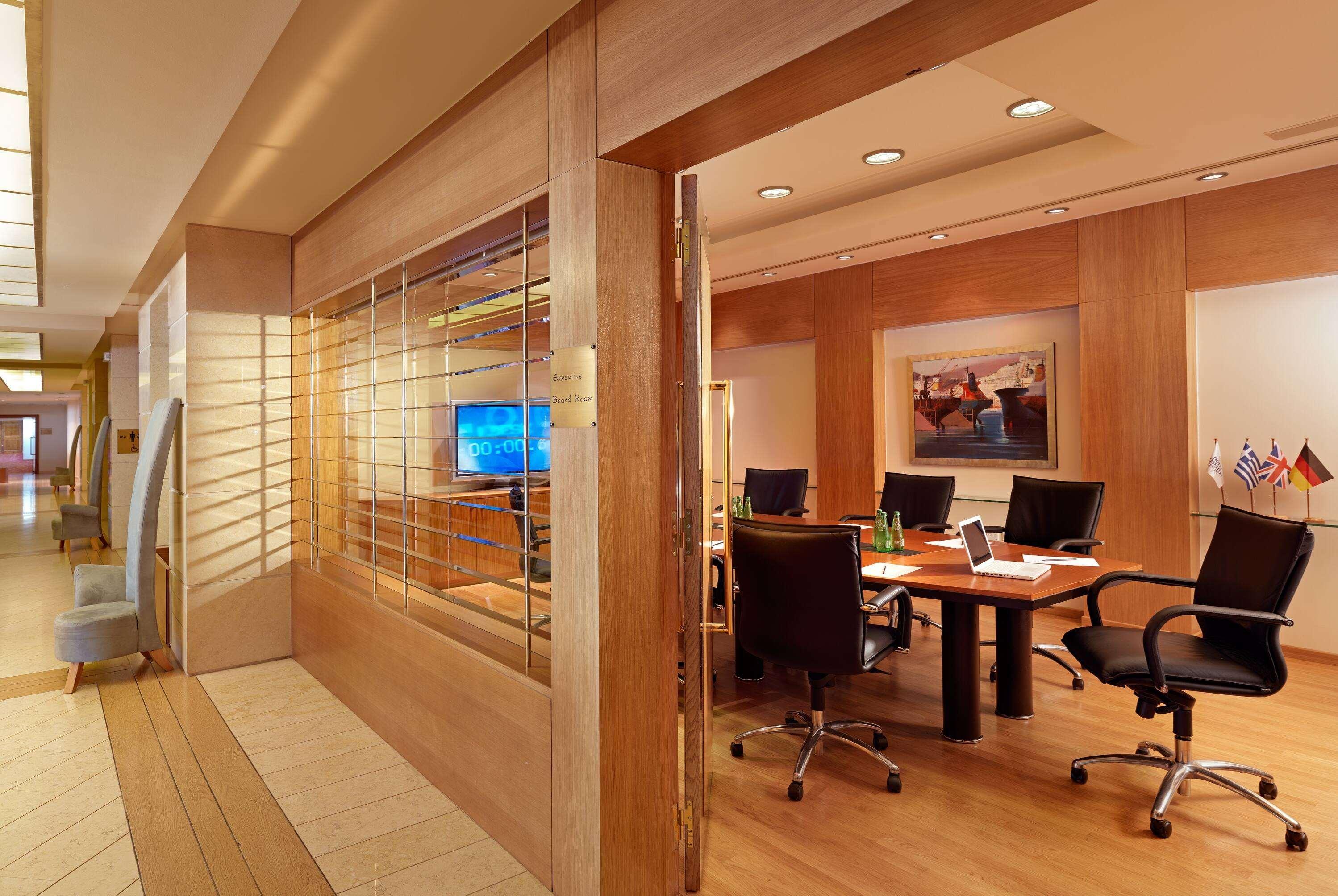 Ramada By Wyndham Loutraki Poseidon Resort - attēls