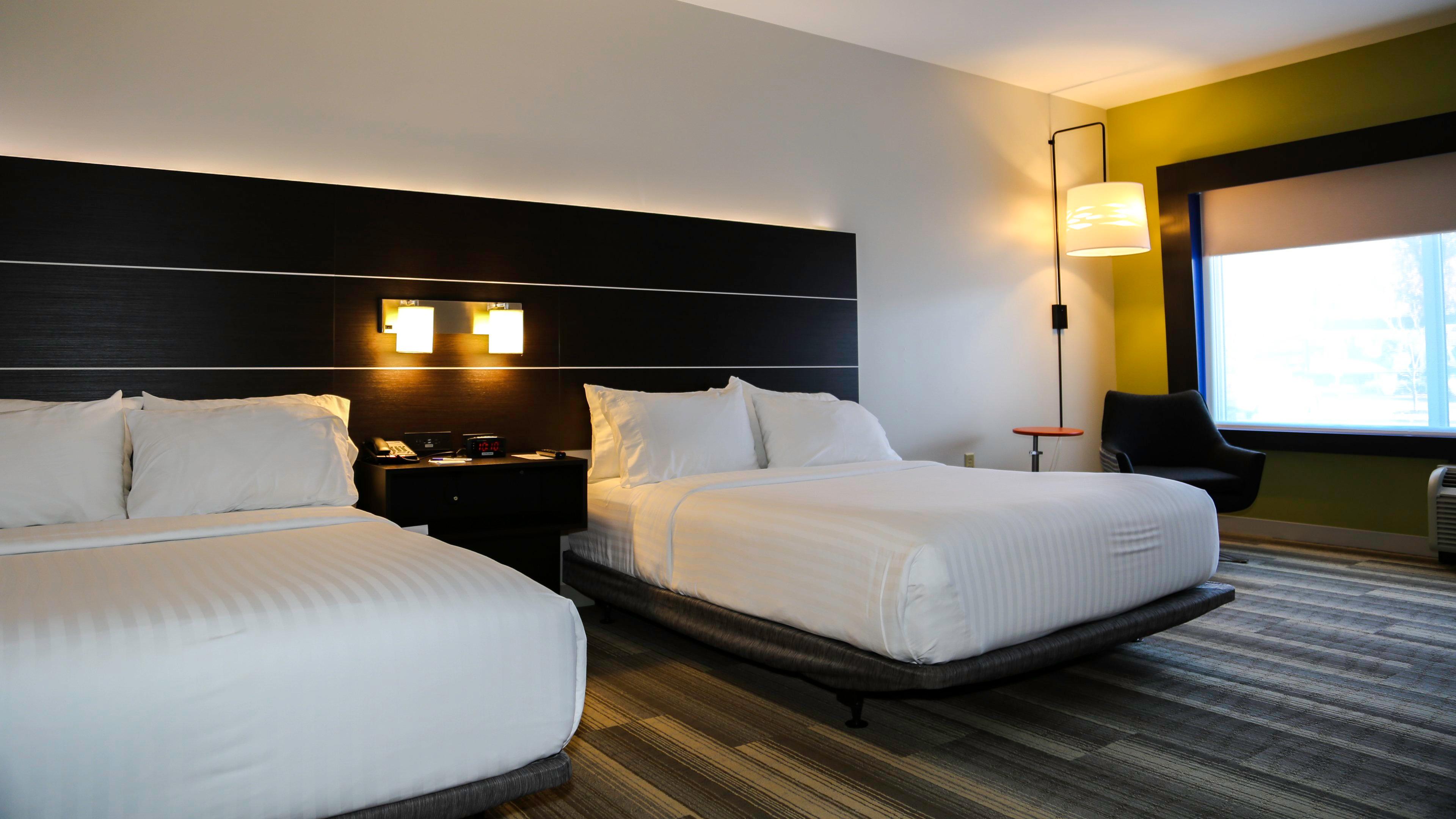 Holiday Inn Express and Suites Kingston-Ulster