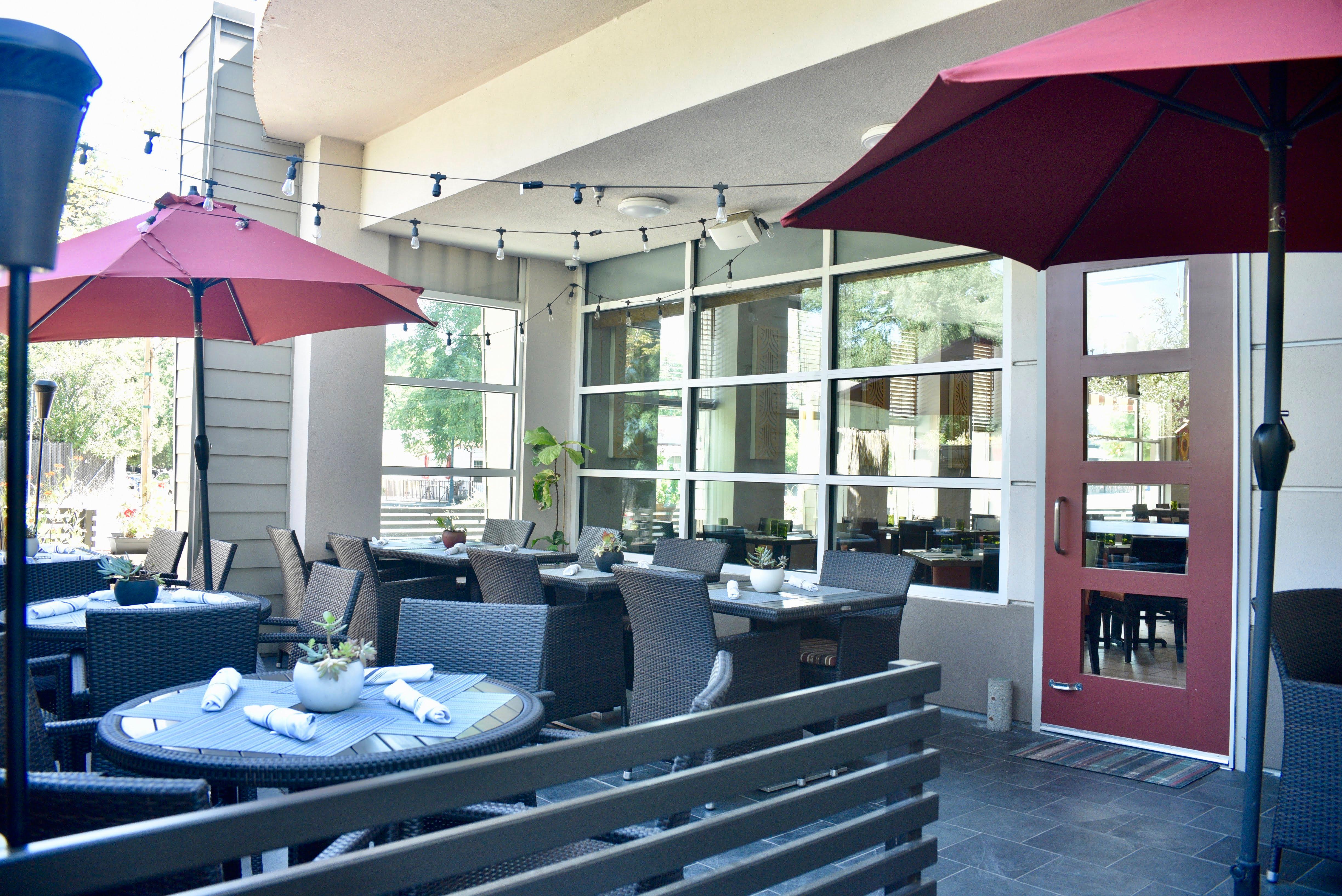 Holiday Inn Windsor - Wine Country