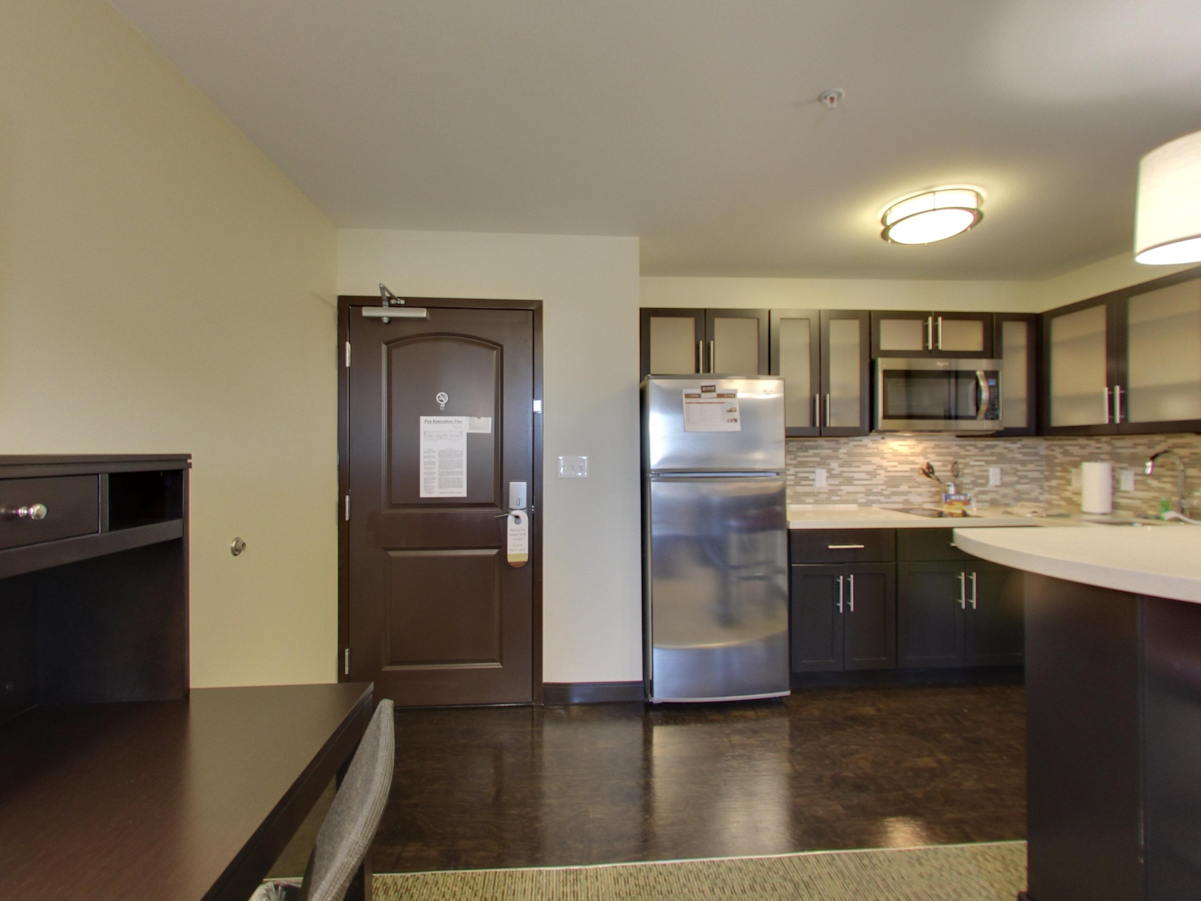 Staybridge Suites Madison - Fitchburg