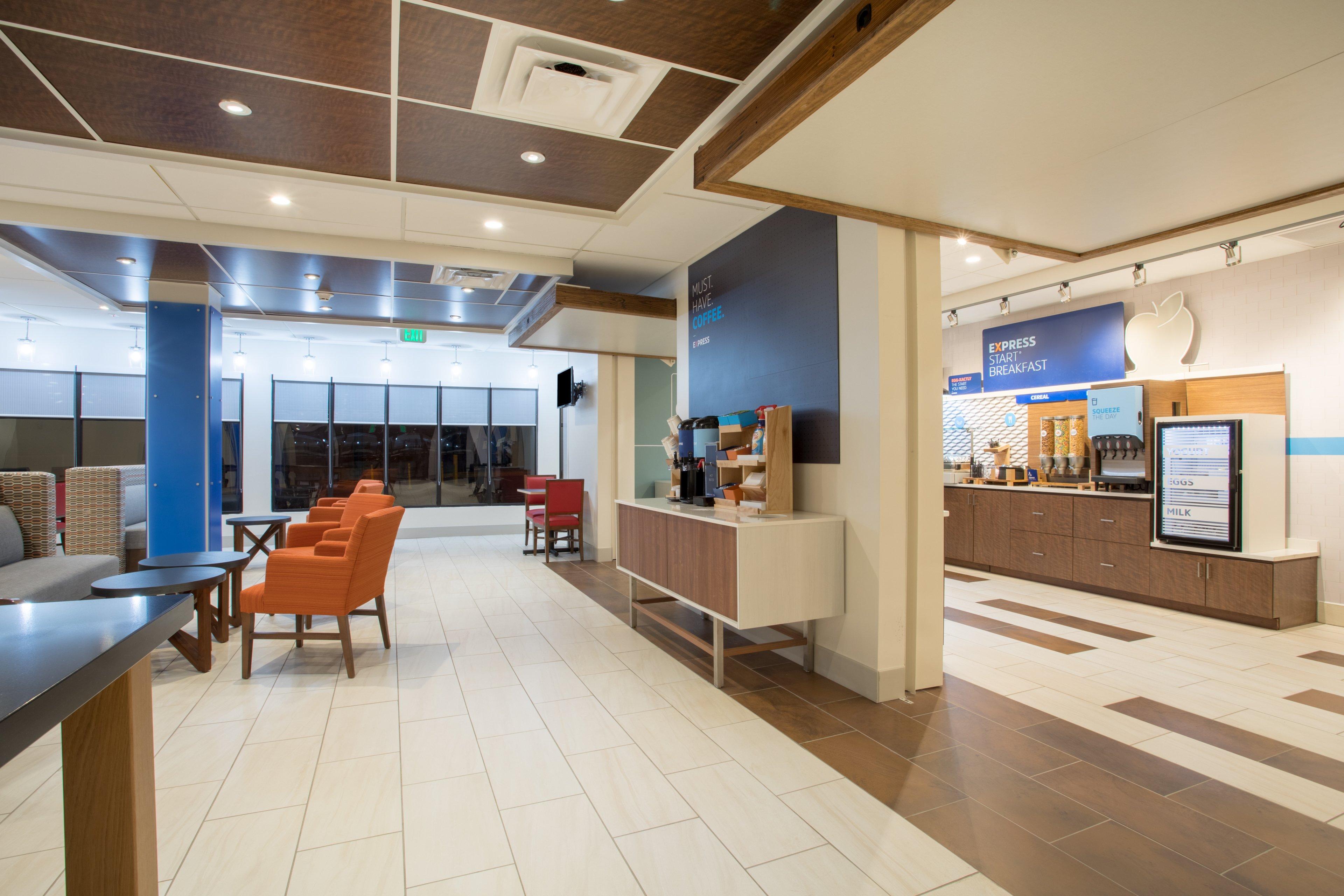 Holiday Inn Express and Suites Owings Mills-Baltim