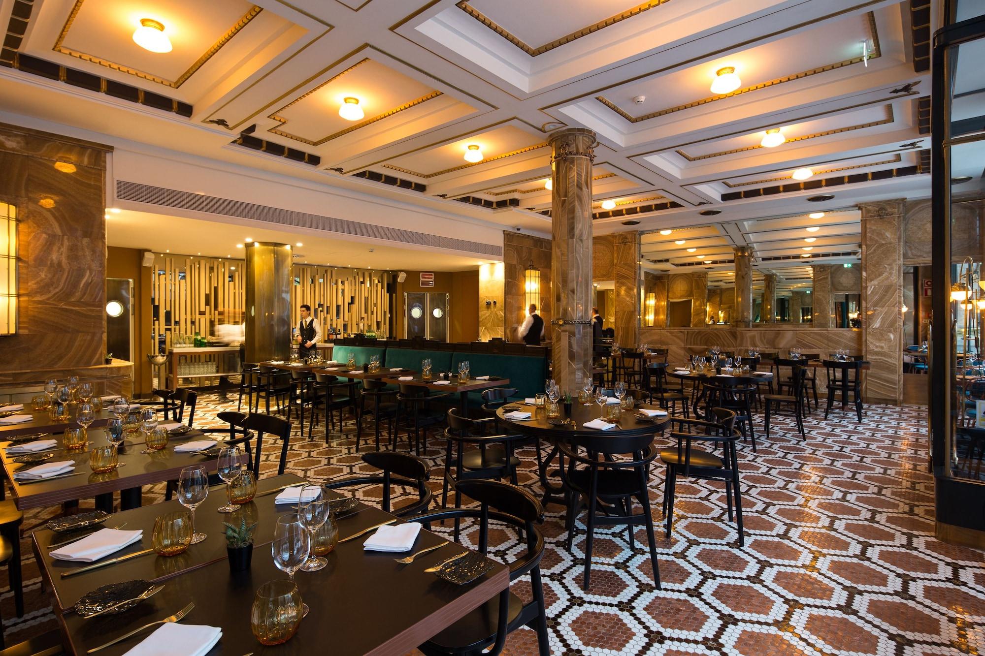 Pestana Porto - A Brasileira by null
