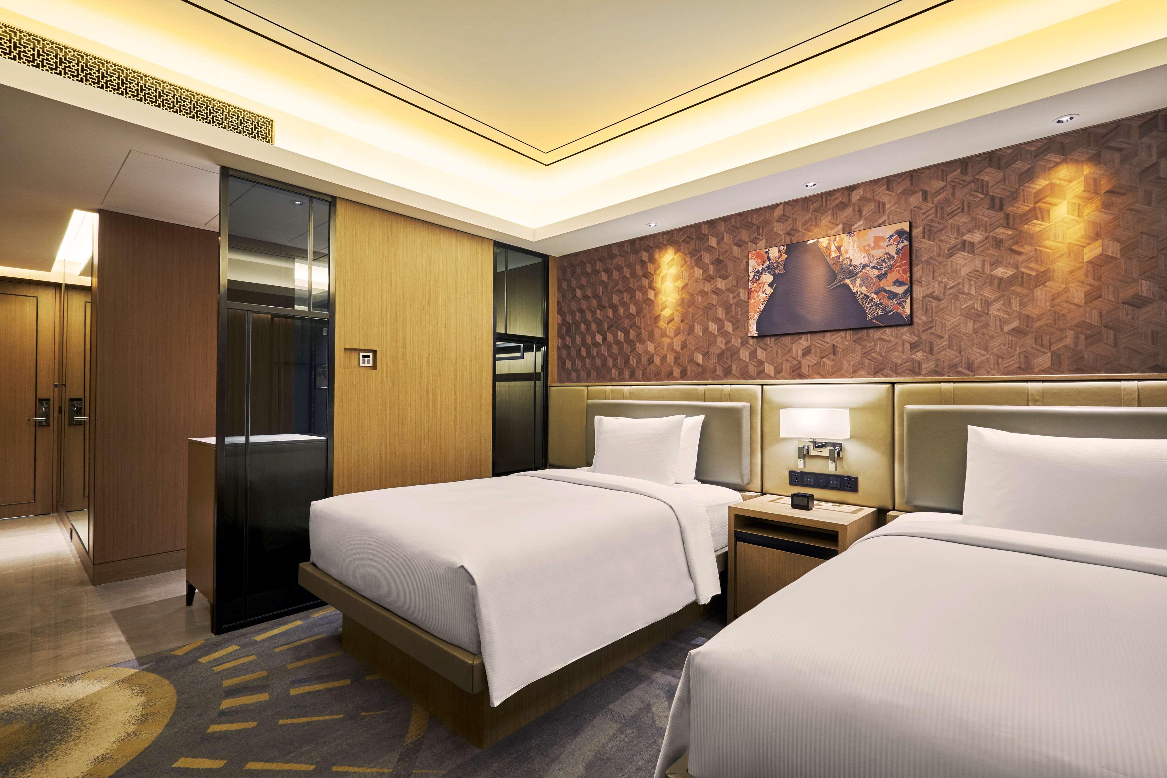 Hilton Manila