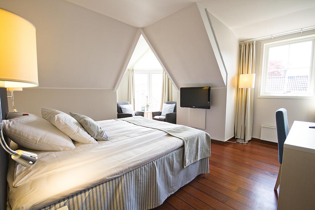 Home Hotel Grimstad by null