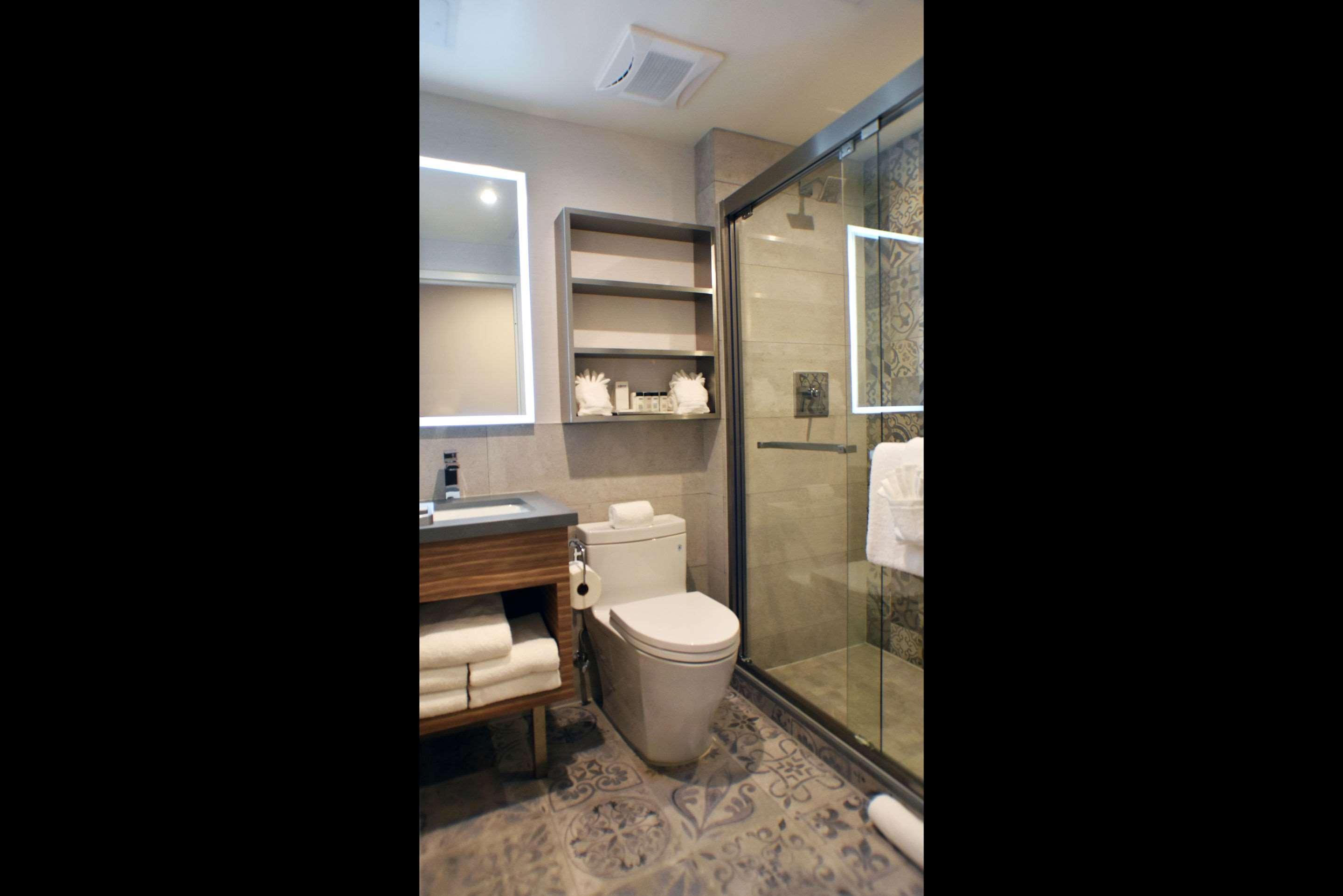 Insignia Hotel Ascend Hotel Collection