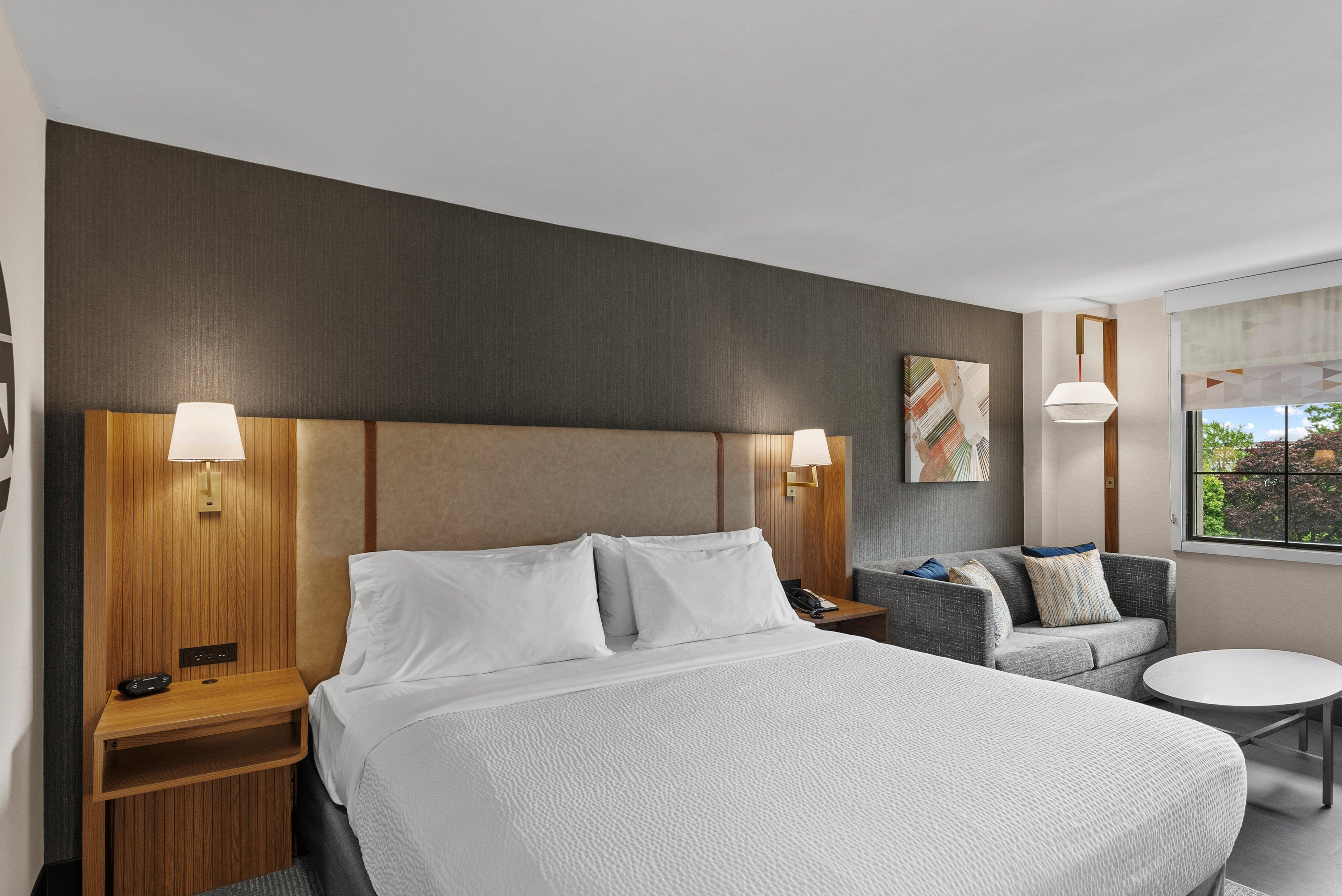 Holiday Inn Niagara Falls State Park Entry By IHG