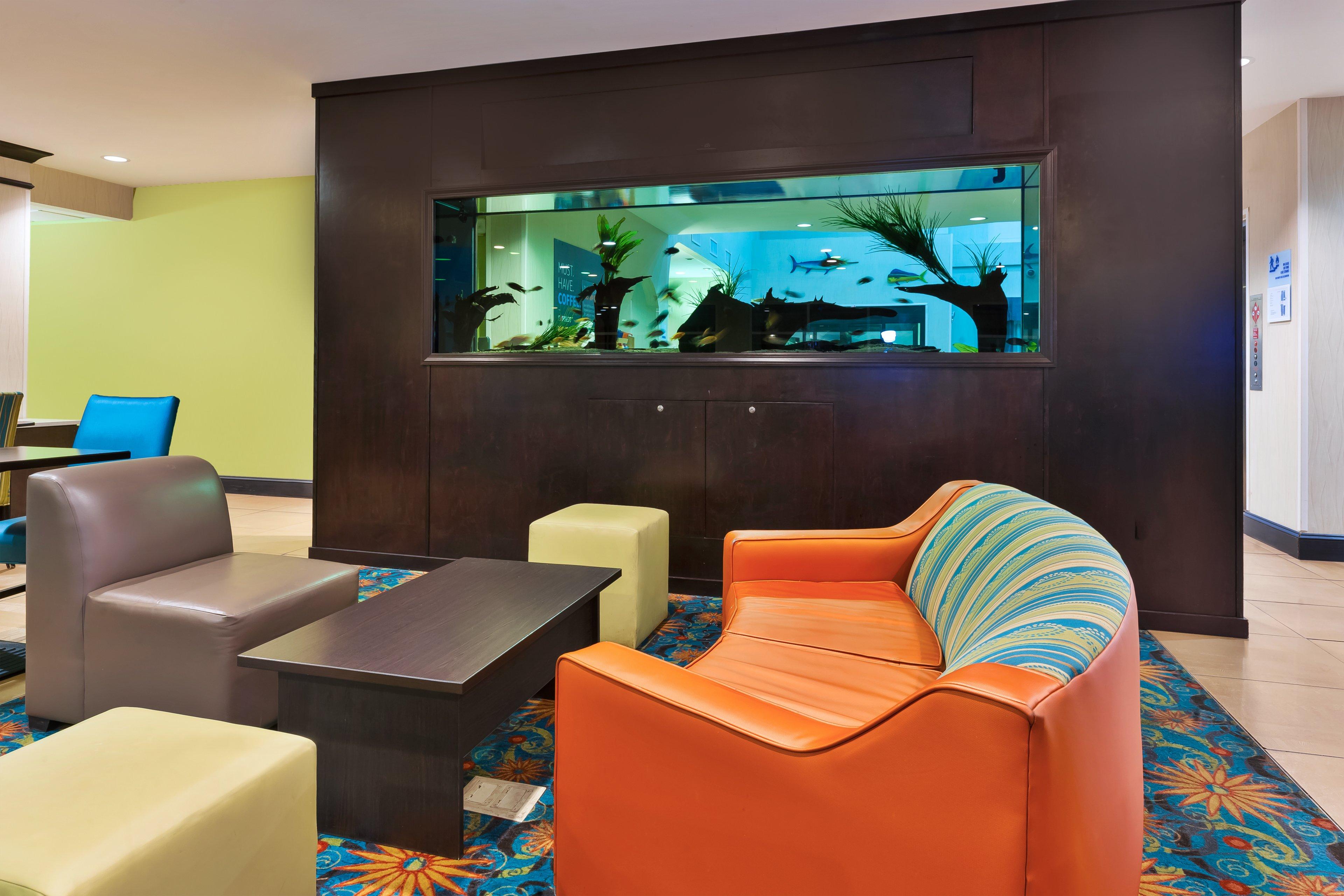 Holiday Inn Express and Suites Southport Oak Islan