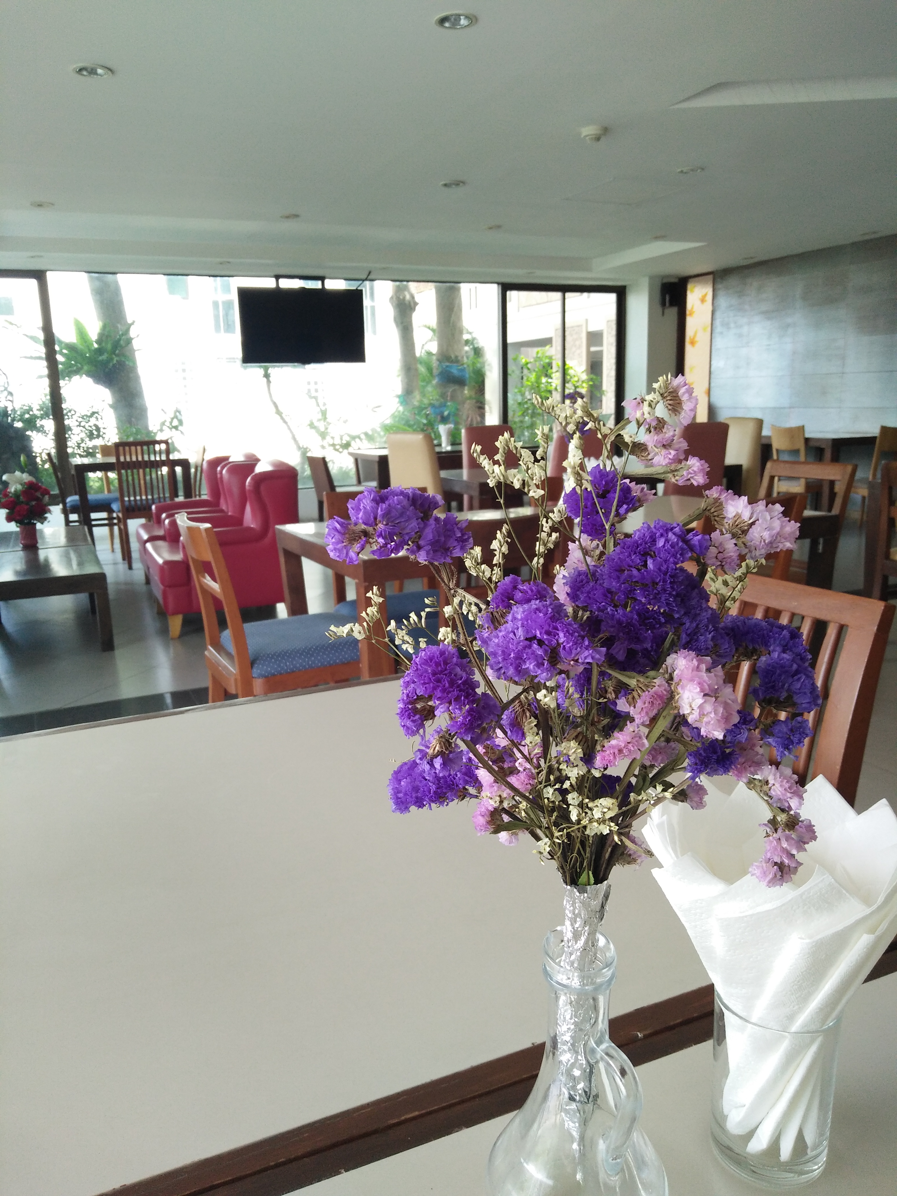 Lasalle Suites and Spa Hotel